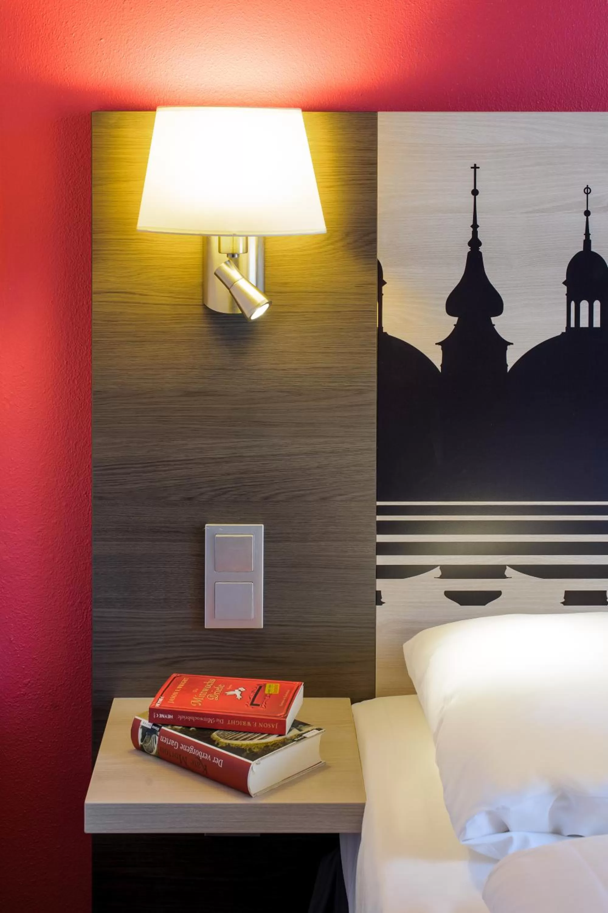 Decorative detail, Bed in Mercure Hotel Würzburg am Mainufer