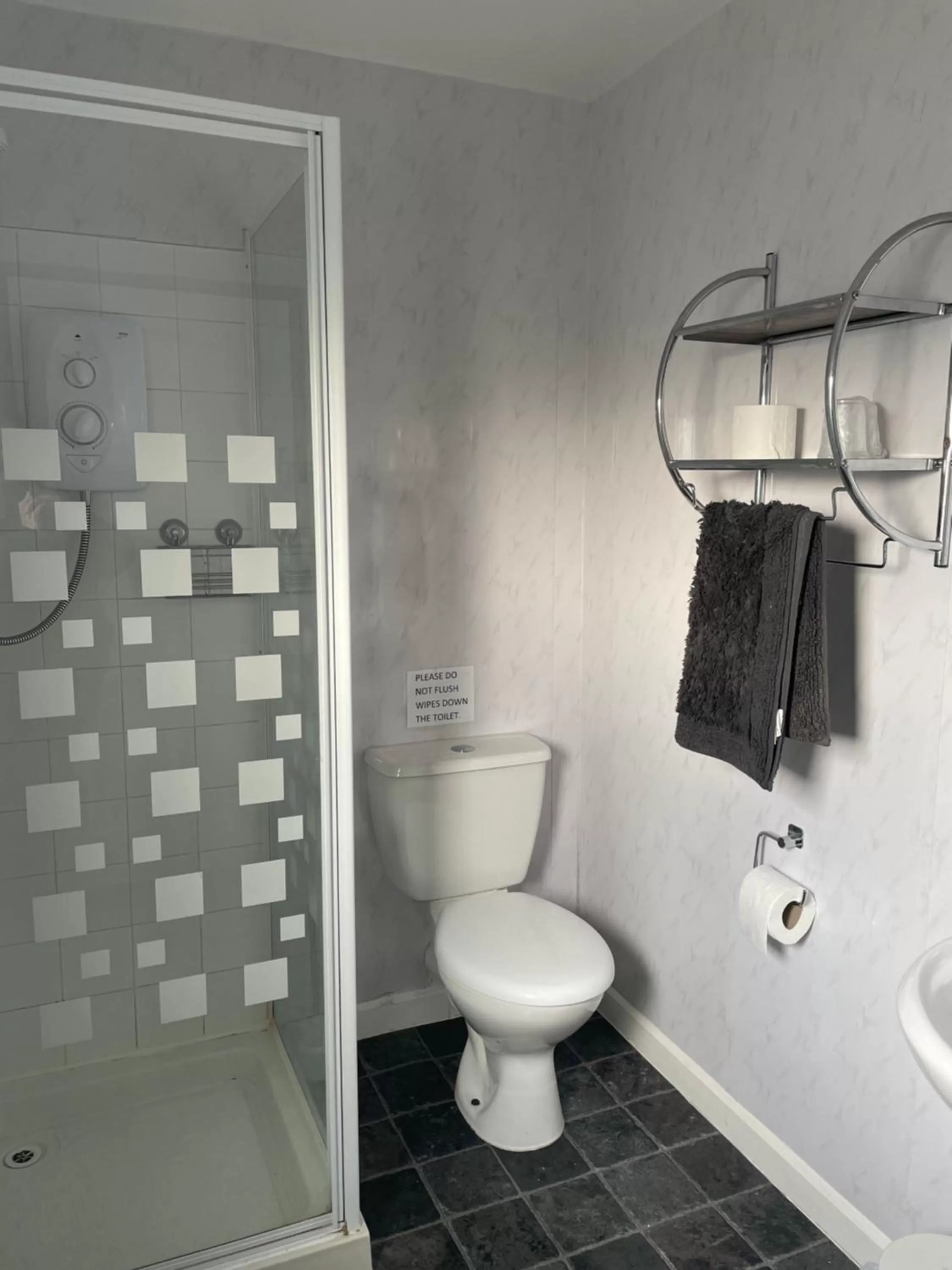 Bathroom in Whiteways Guest House