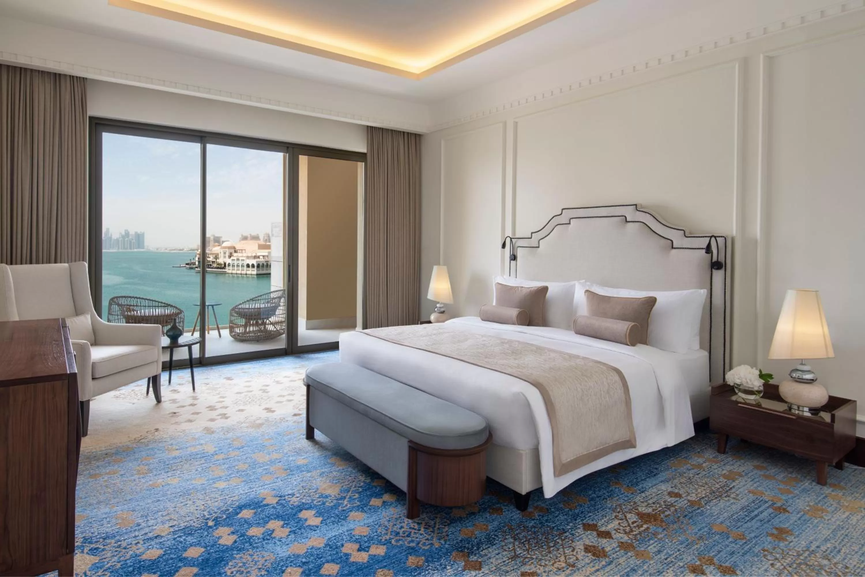 Bedroom, Bed in The St. Regis Marsa Arabia Island, The Pearl Qatar