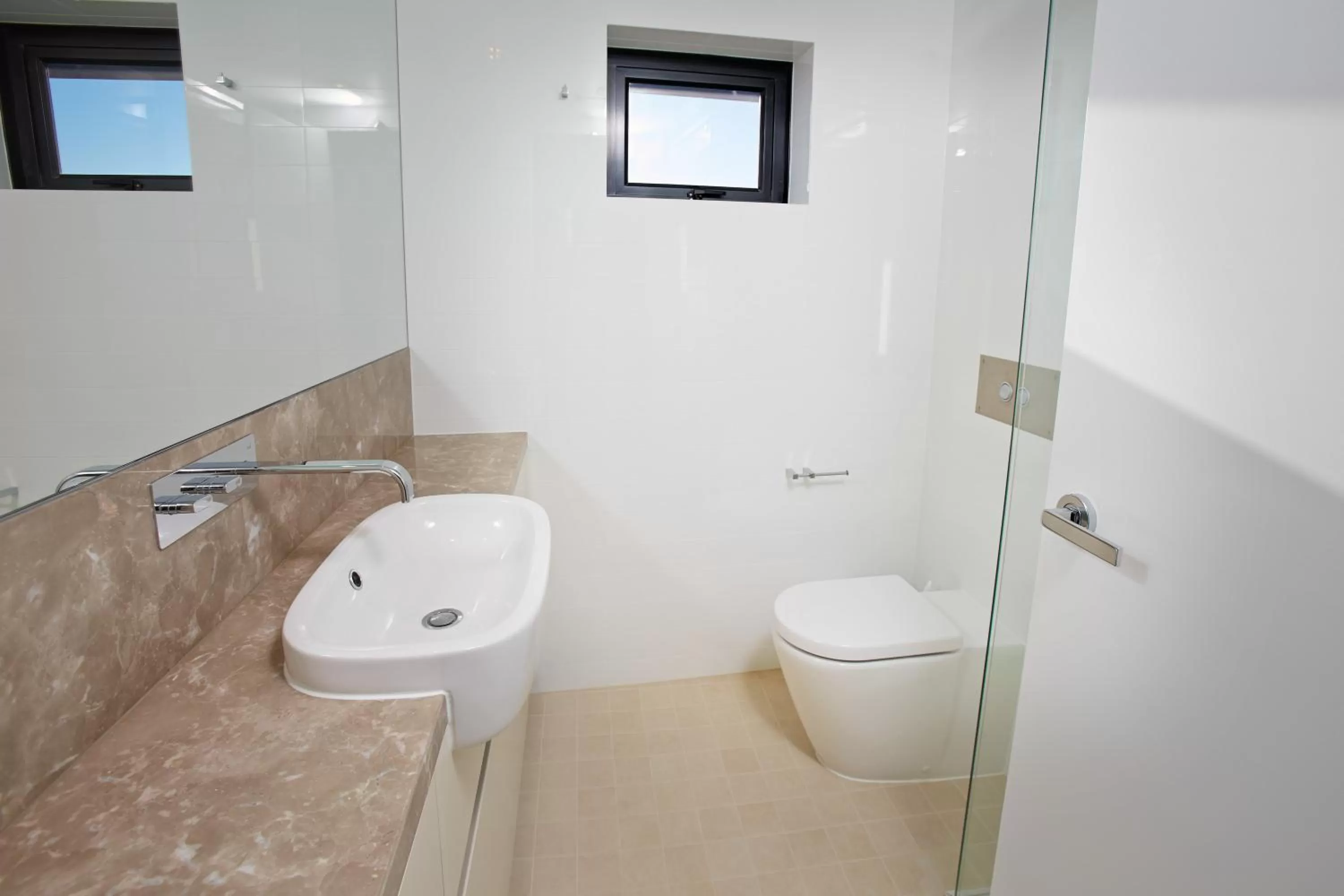 Toilet in Peppers Soul Surfers Paradise