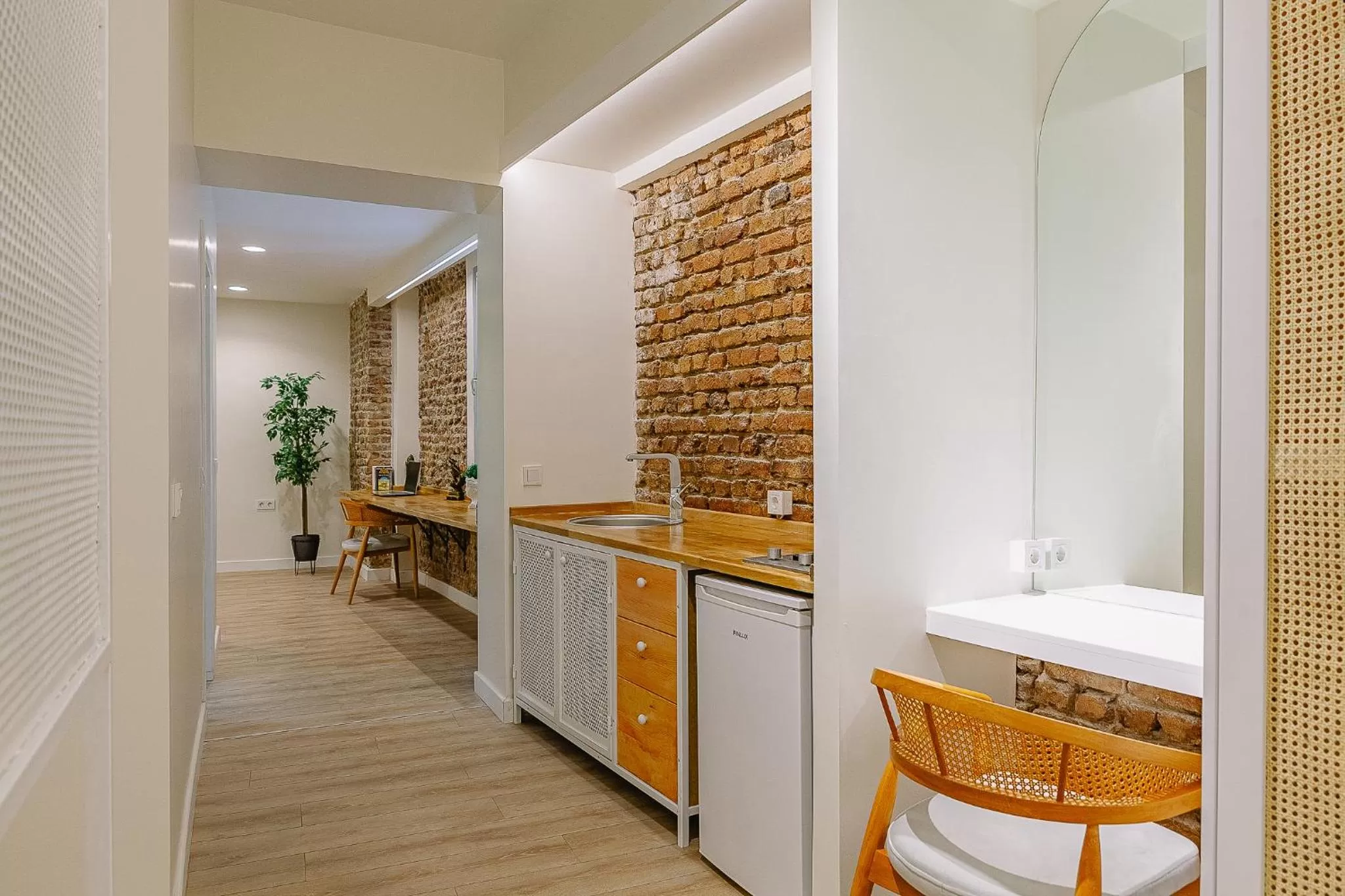 Communal kitchen in The Wilson Galata Hotel