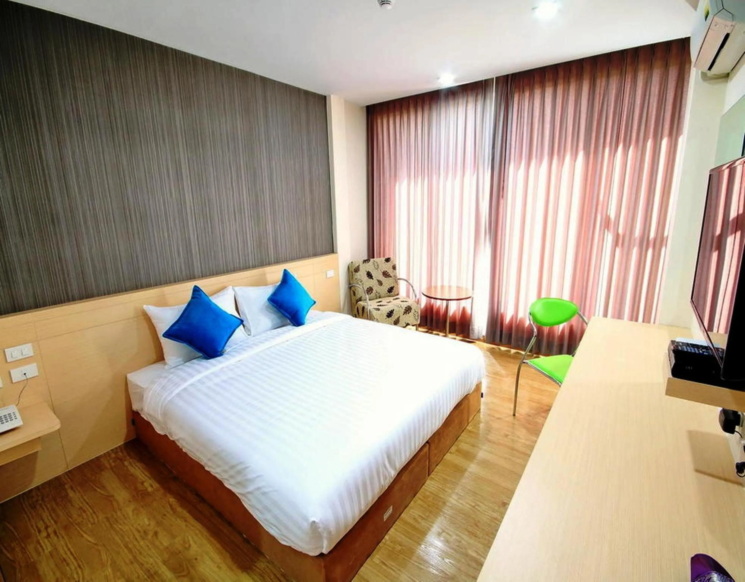 Day, Bed in S3 Residence Park