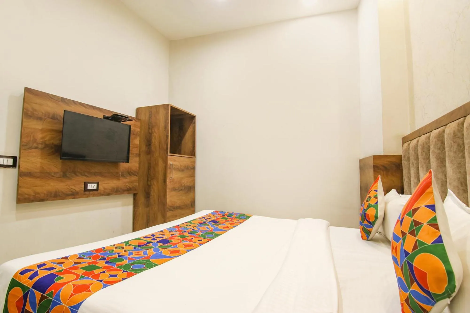 Bed in FabHotel Orio