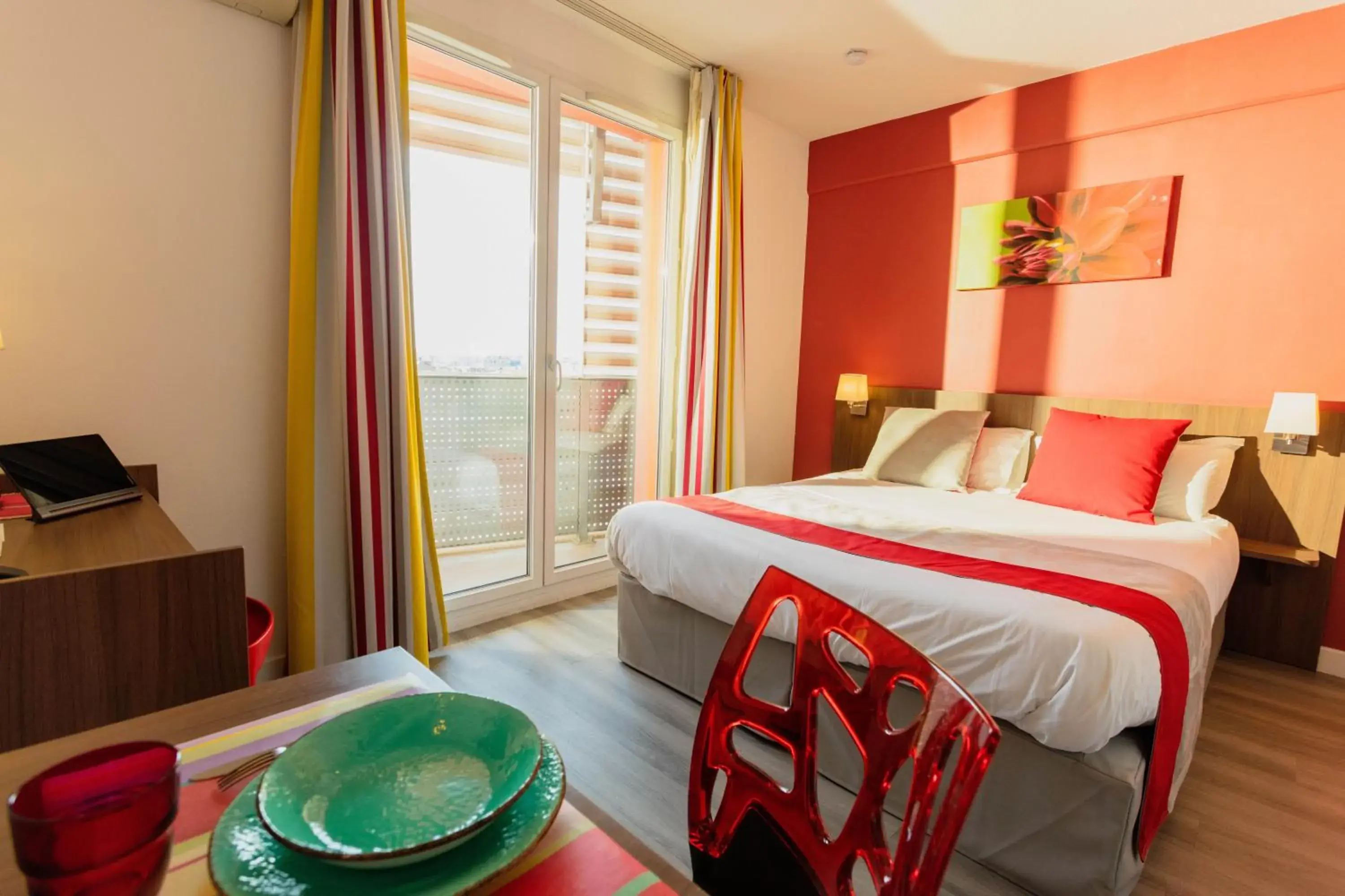 Comfort Studio Double with Balcony in Appart-Hotel Mer & Golf City Perpignan Centre Comfort Studio Double with Balcony in Appart-Hotel Mer & Golf City Perpignan Centre