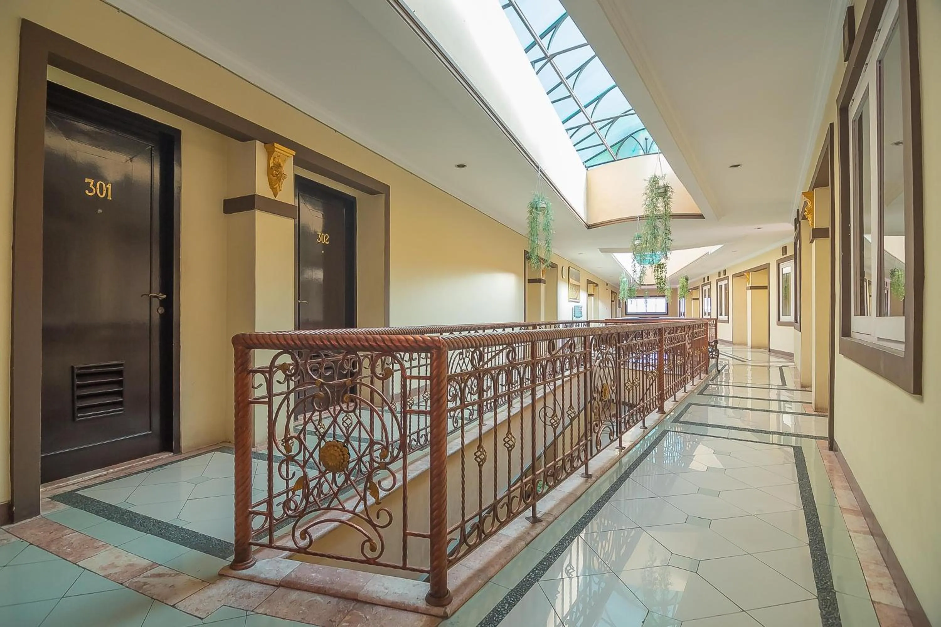 Area and facilities in RedDoorz at Amellia Pasteur Bandung