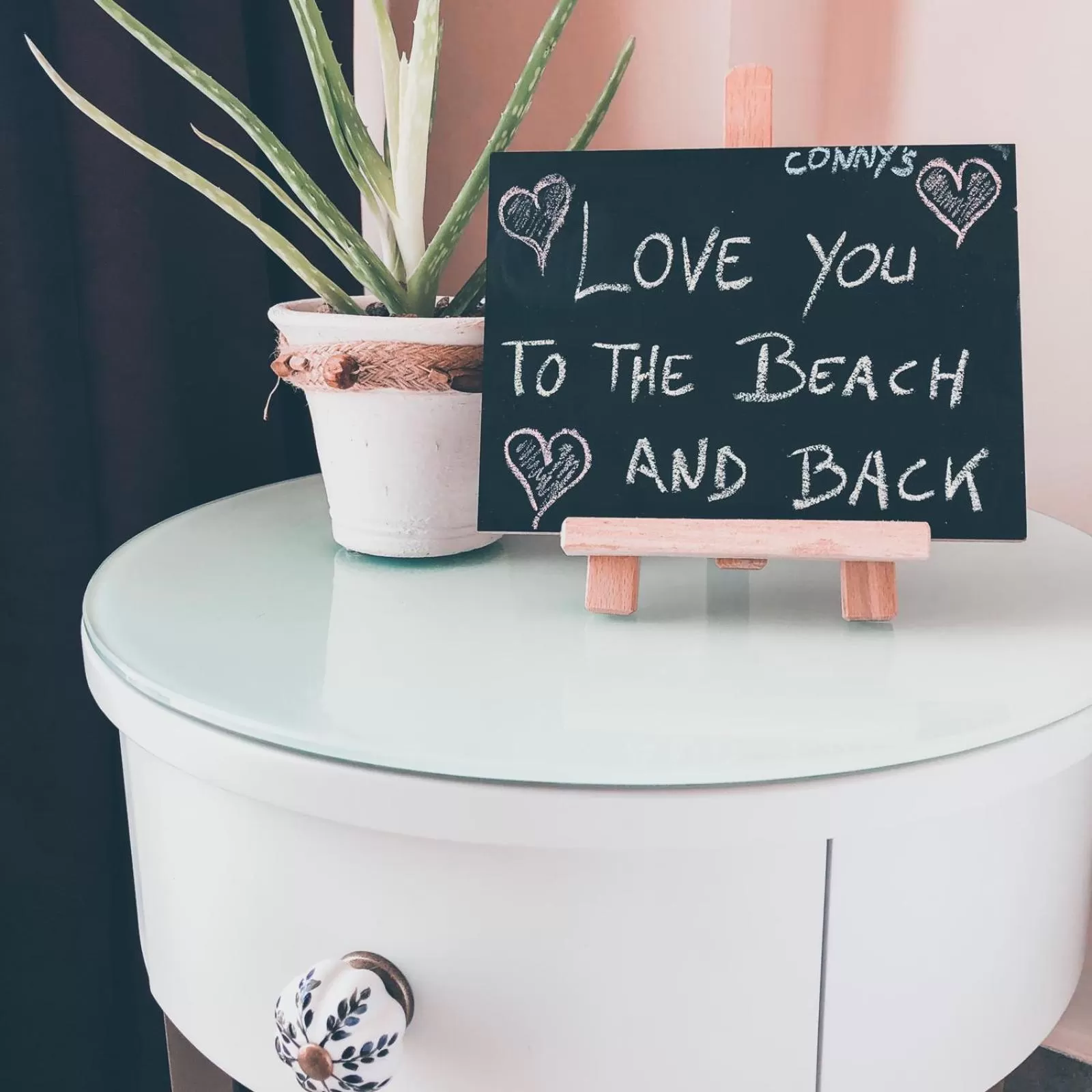 Decorative detail in Conny's Hotel (Adult Only) +18