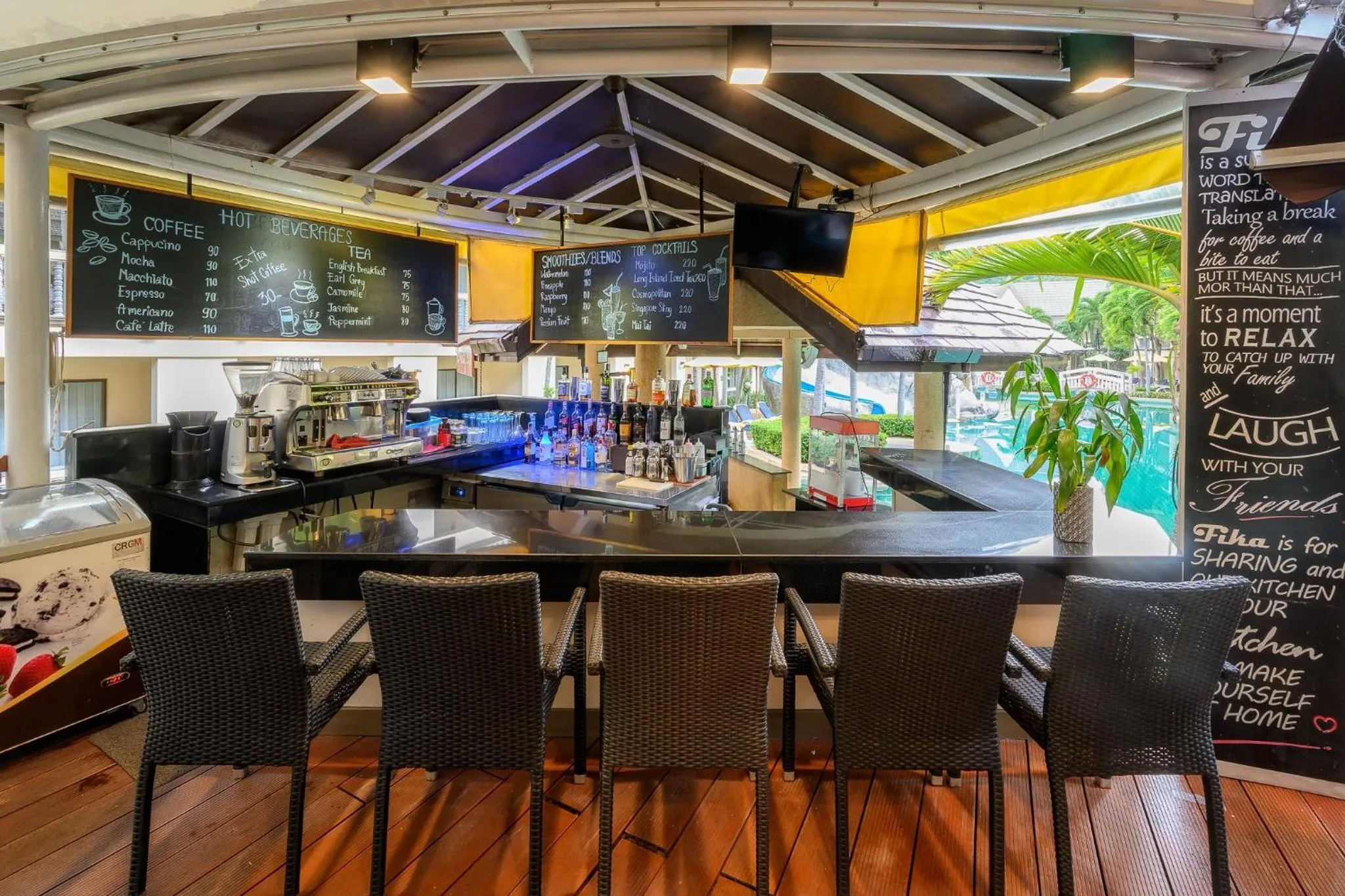 Restaurant/places to eat in Centara Kata Resort Phuket