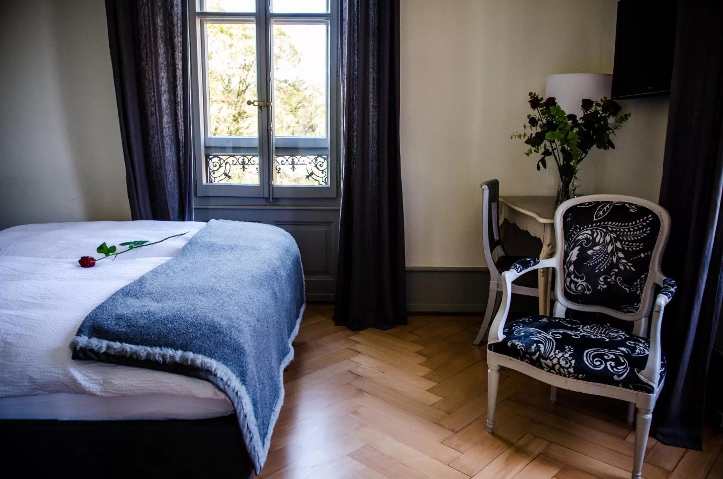 Bedroom, Bed in La Maison d'Igor