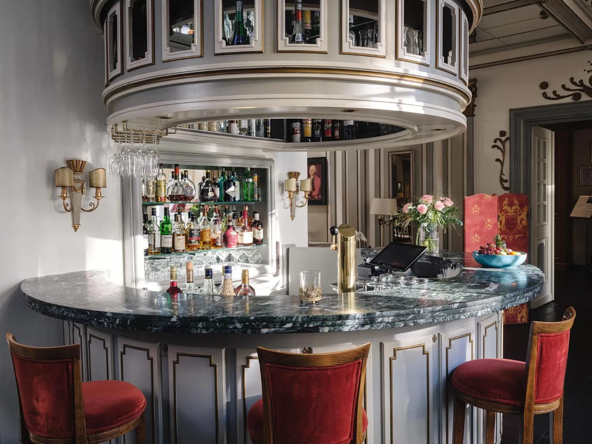 Lounge or bar in Althoff Hotel Fürstenhof