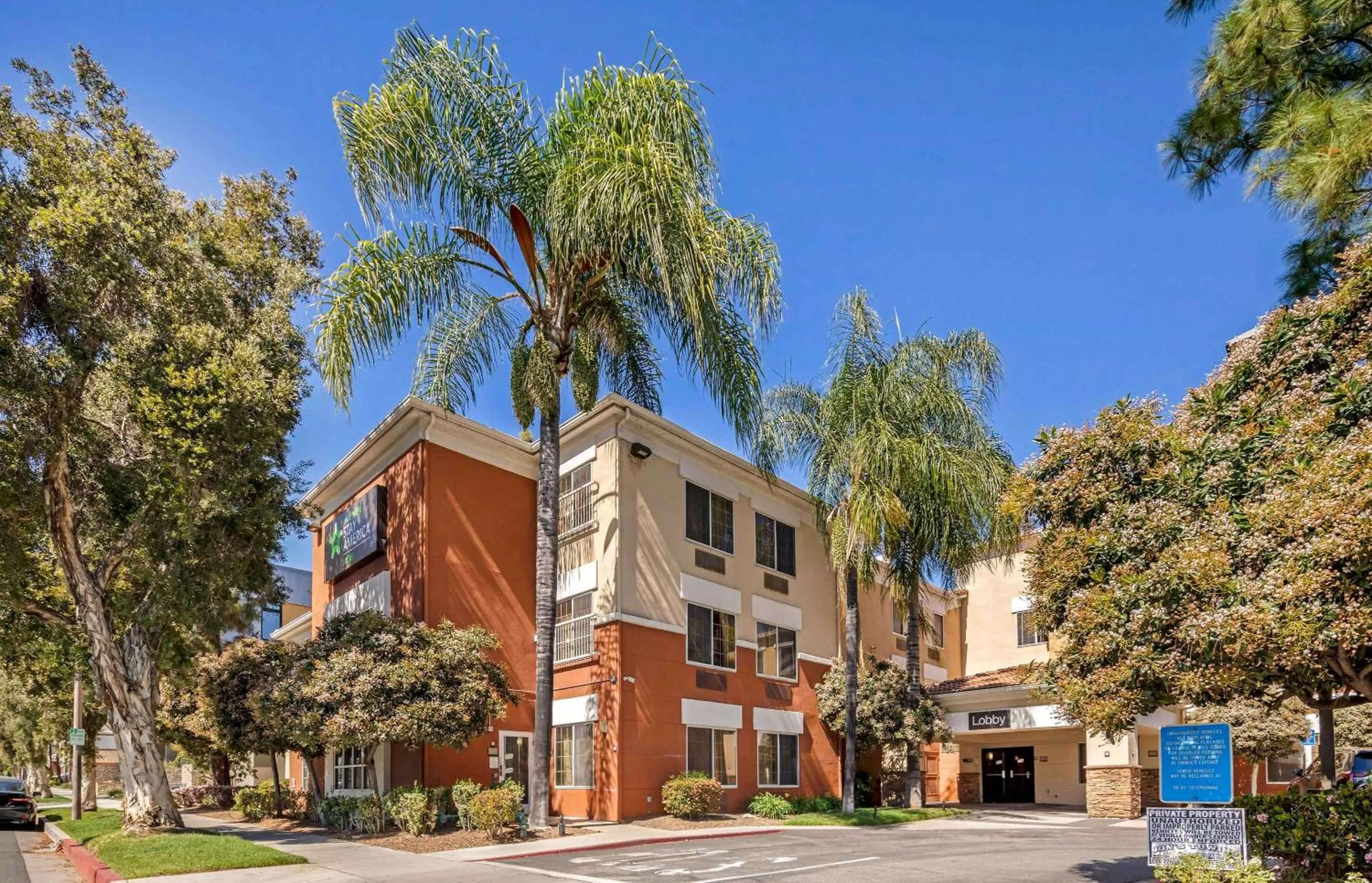 Property building in Extended Stay America Suites - Los Angeles - Glendale