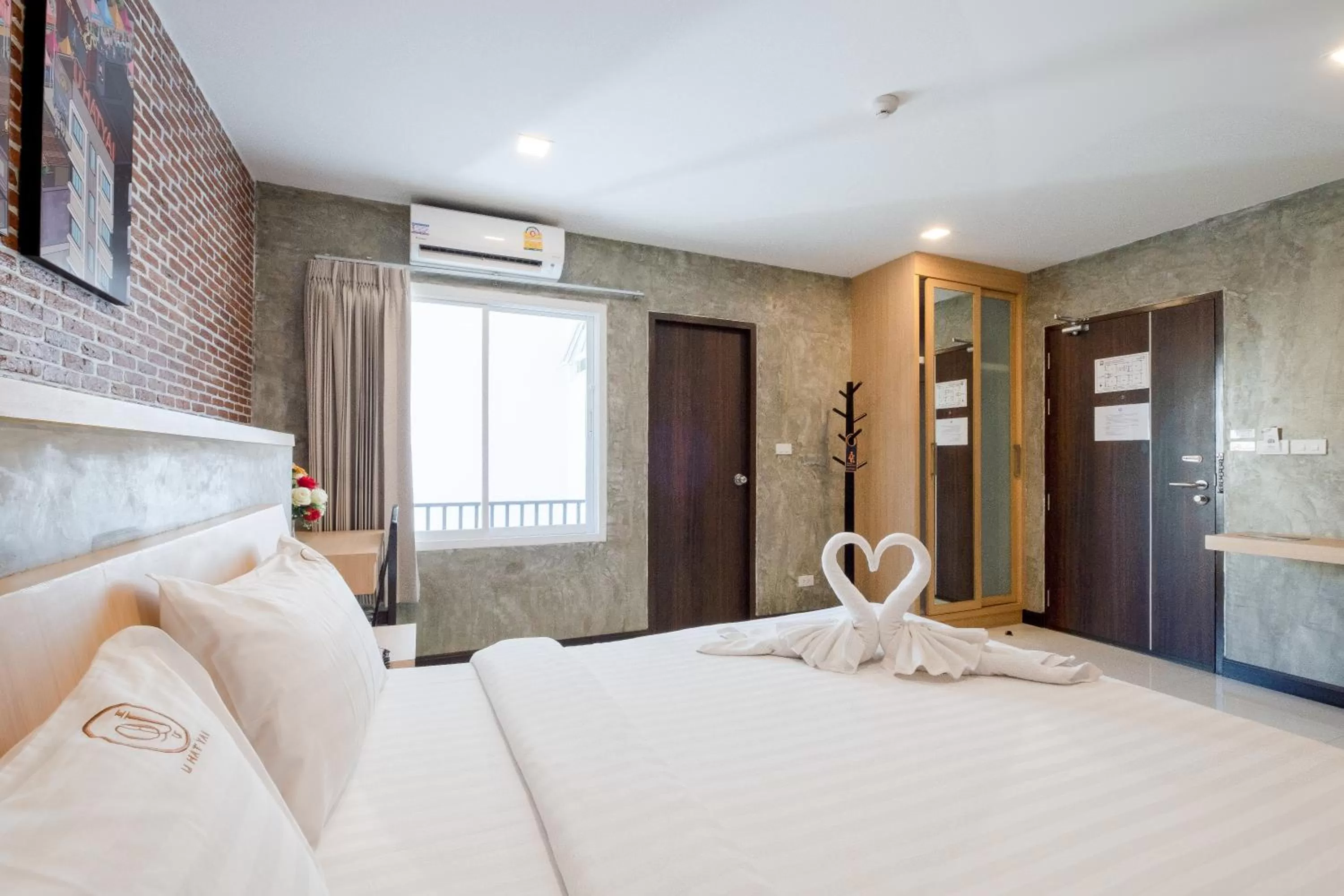 Photo of the whole room, Bed in U Hatyai Hotel