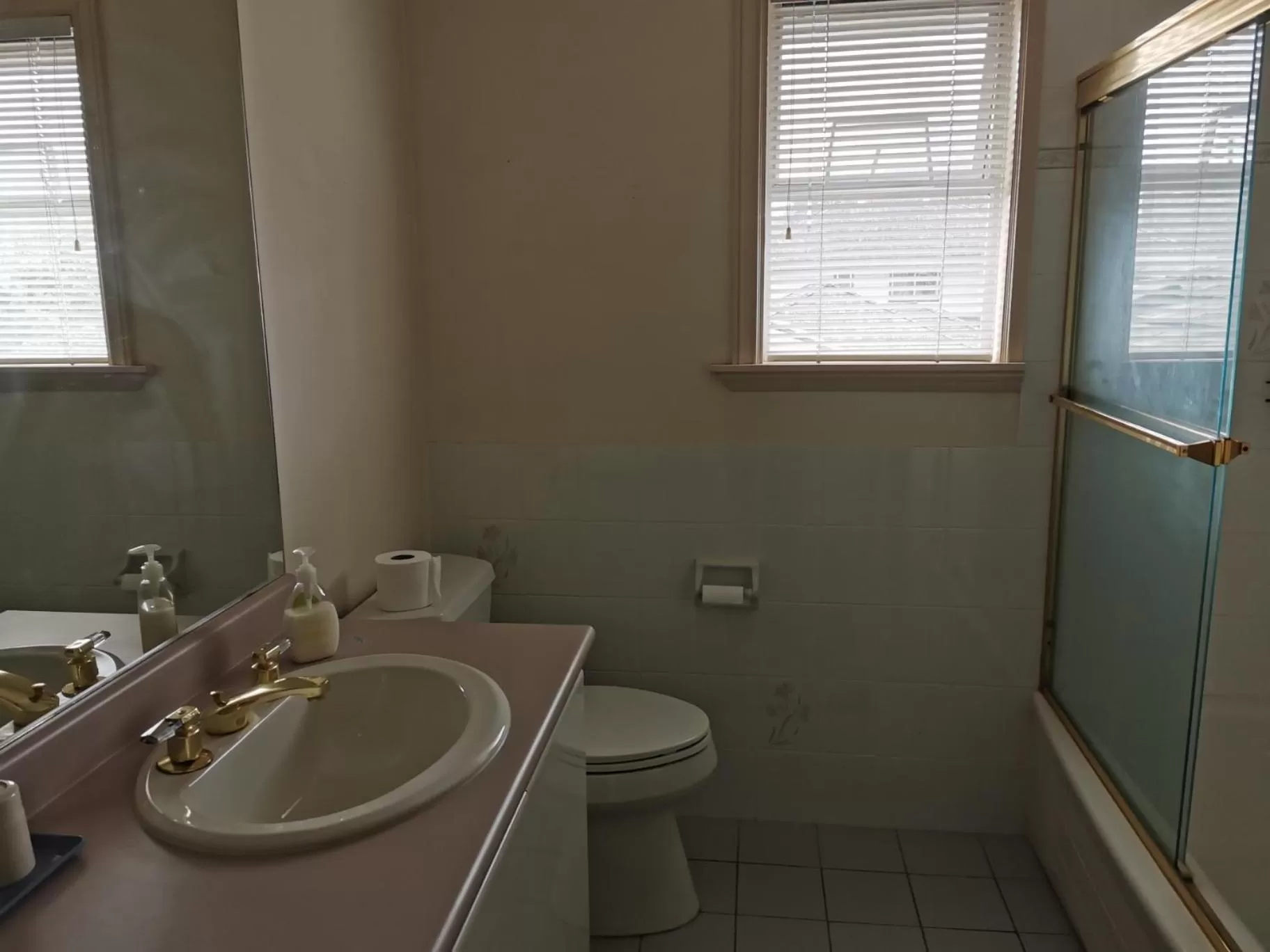 Bathroom in Go House