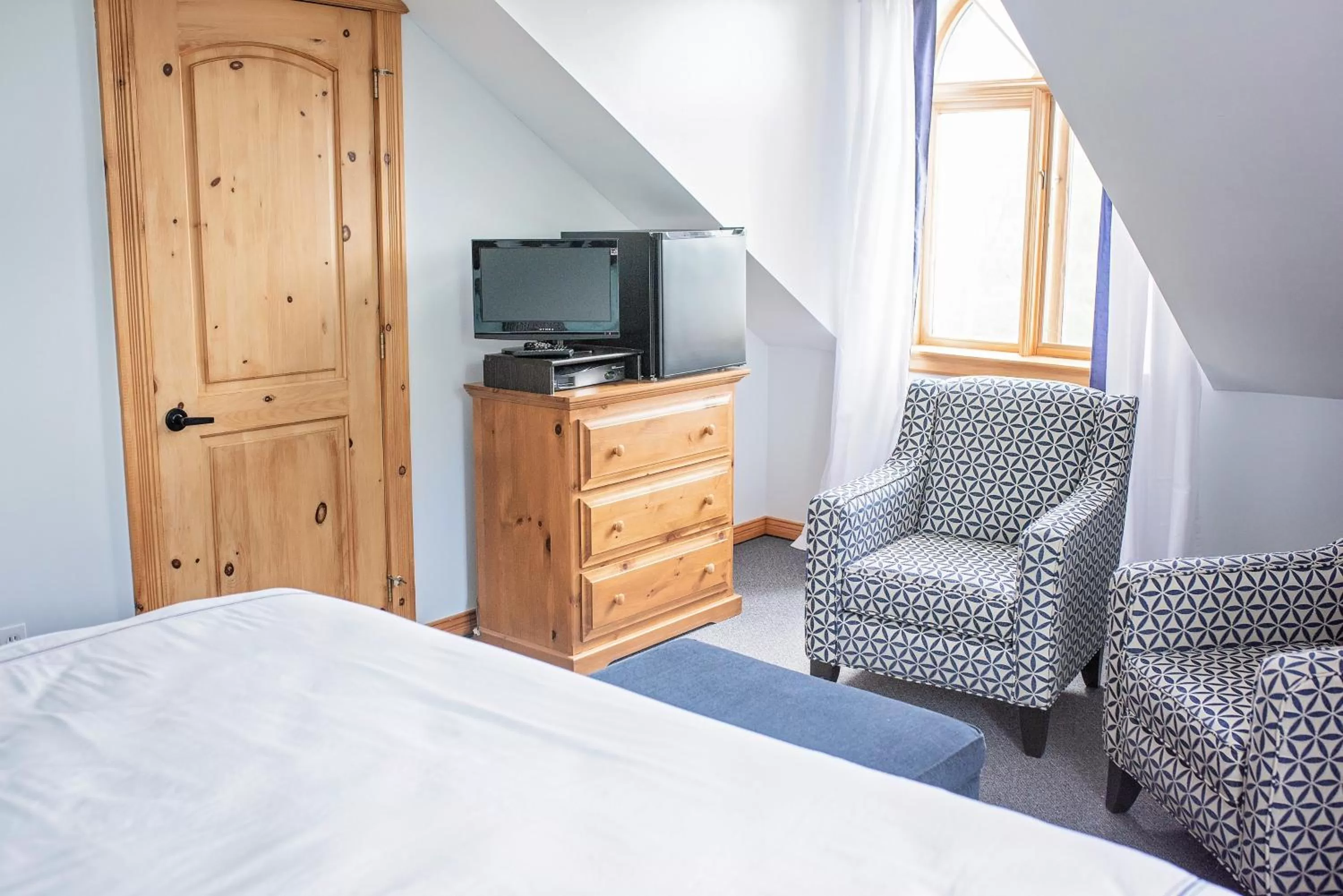 TV/Entertainment Center in Rock Hill Bed & Breakfast