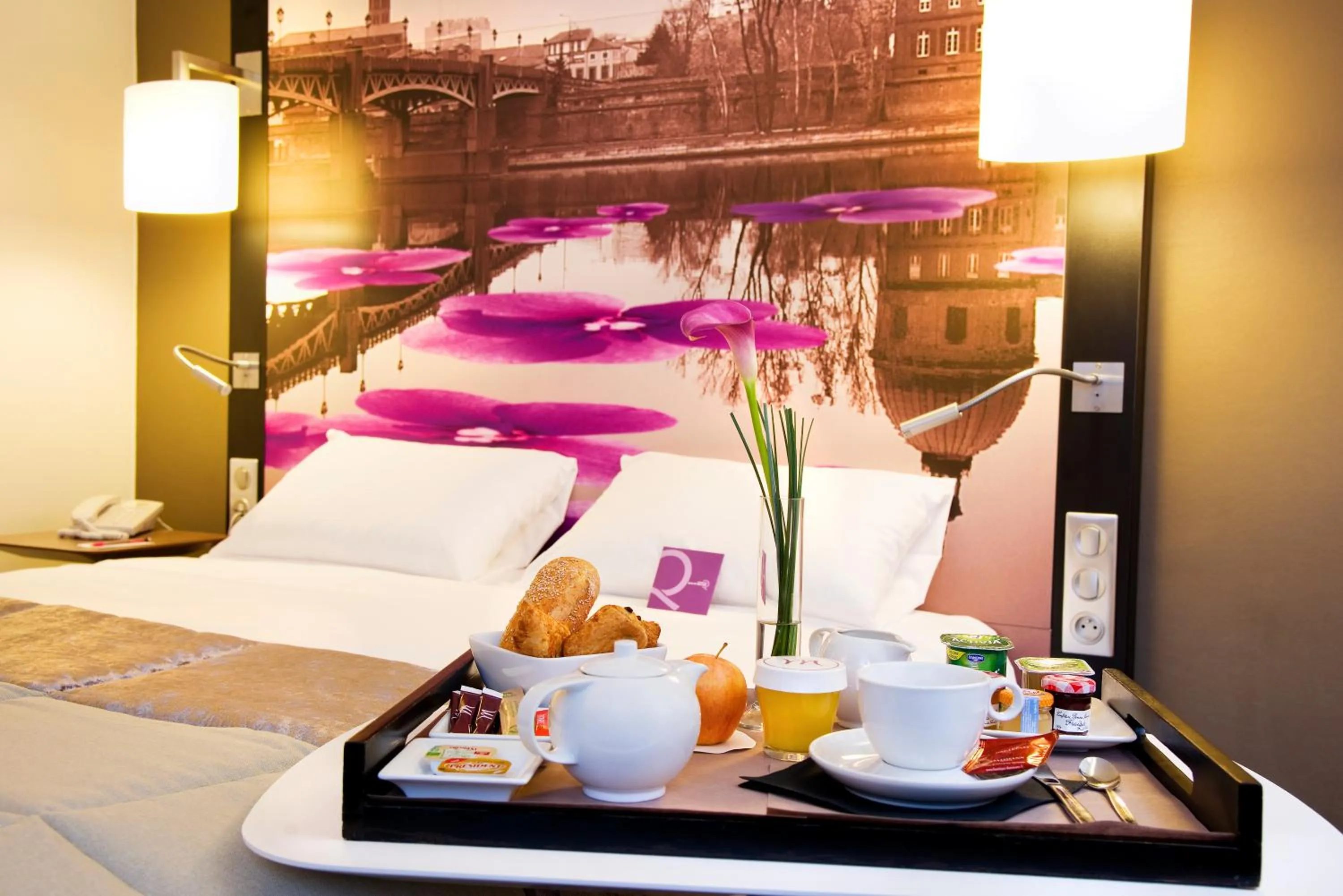 Breakfast, Bed in Mercure Toulouse Centre Wilson Capitole
