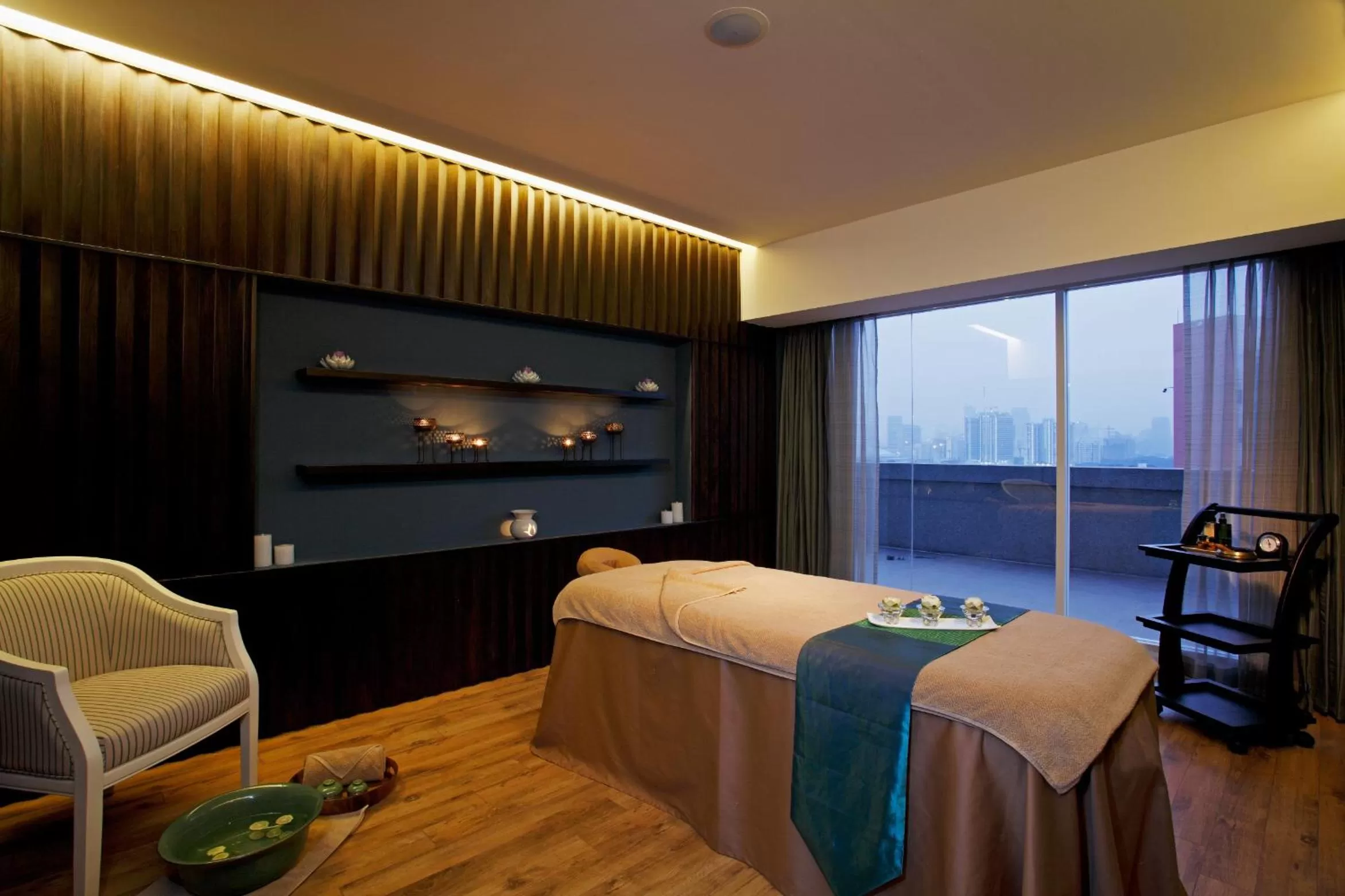 Spa and wellness centre/facilities in The Quarter Hualamphong by UHG