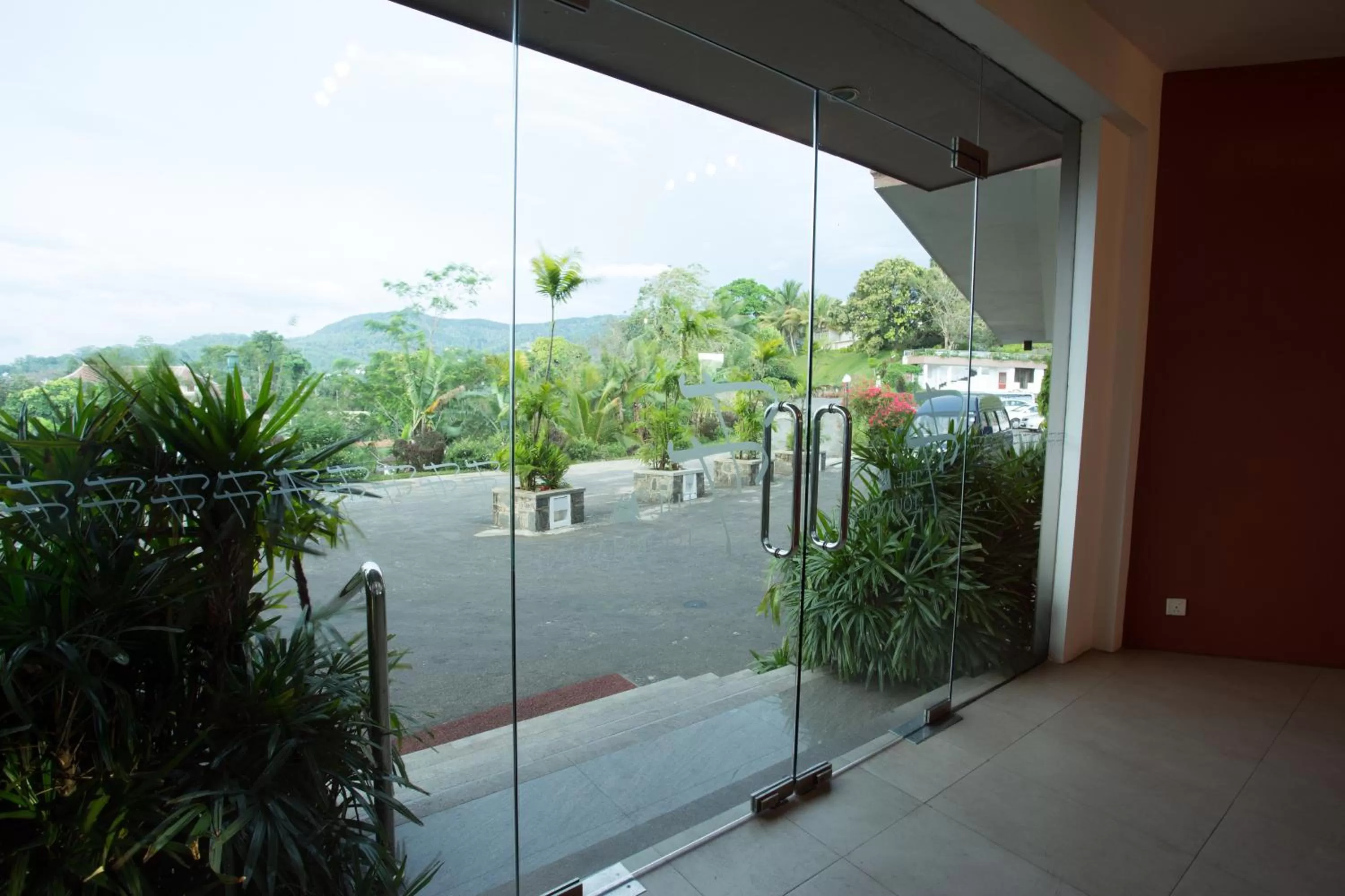 Lobby or reception, Balcony/Terrace in Kandy The Tourmaline