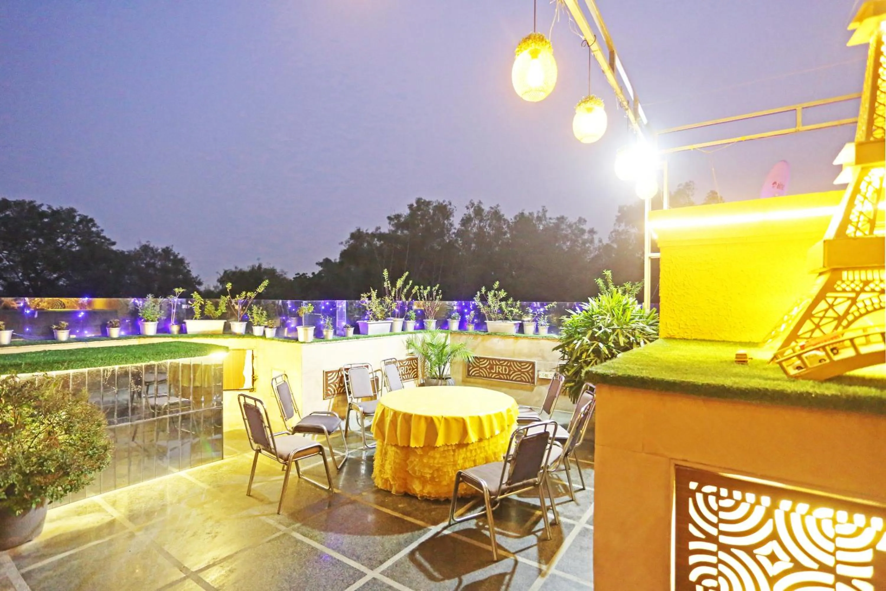 Banquet/Function facilities in JRD Luxury-Business Hotel