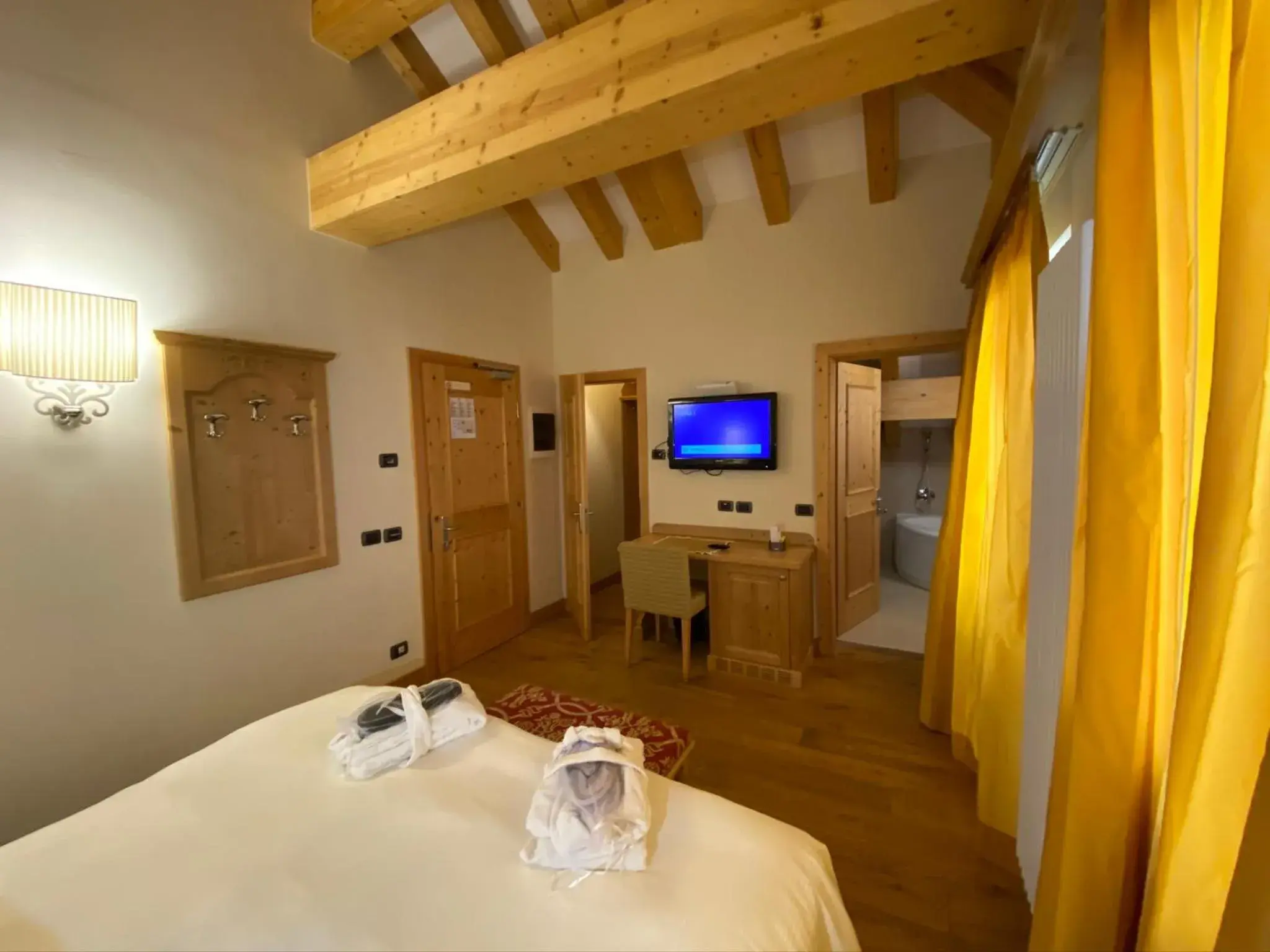 Superior Double or Twin Room - Attic in Boutique Hotel Diana Superior Double or Twin Room - Attic in Boutique Hotel Diana