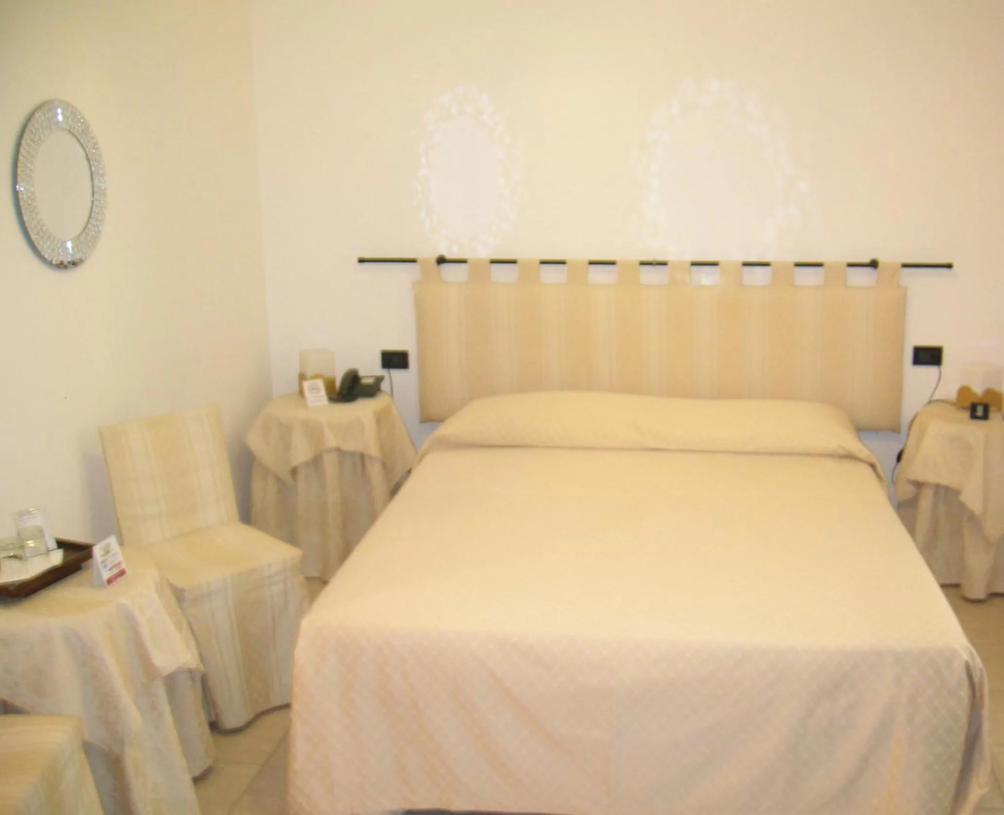 Bedroom, Bed in Hotel Agli Artisti