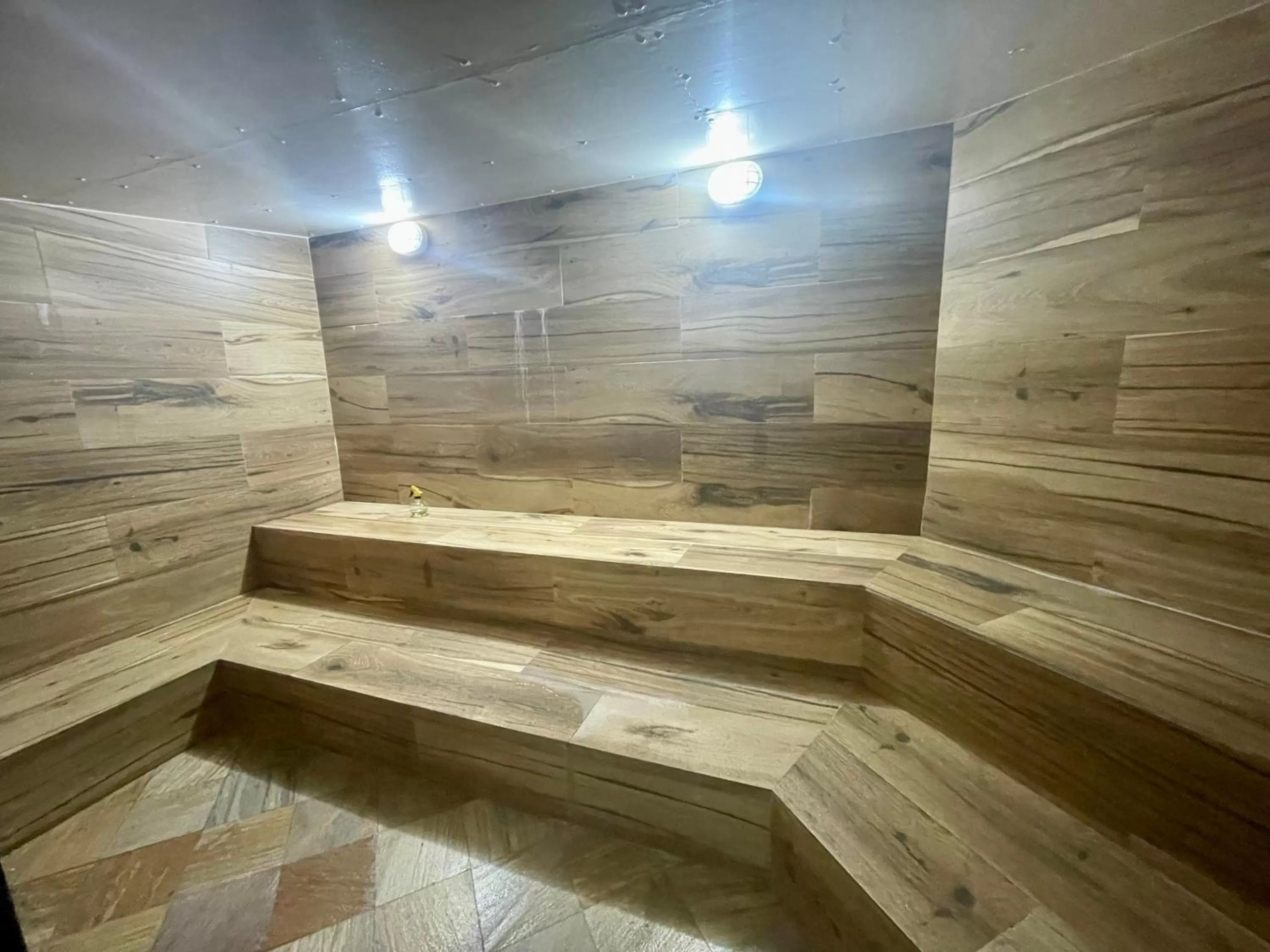 Sauna in MineirINN l Piscina Aquecida e Hidro na Montanha