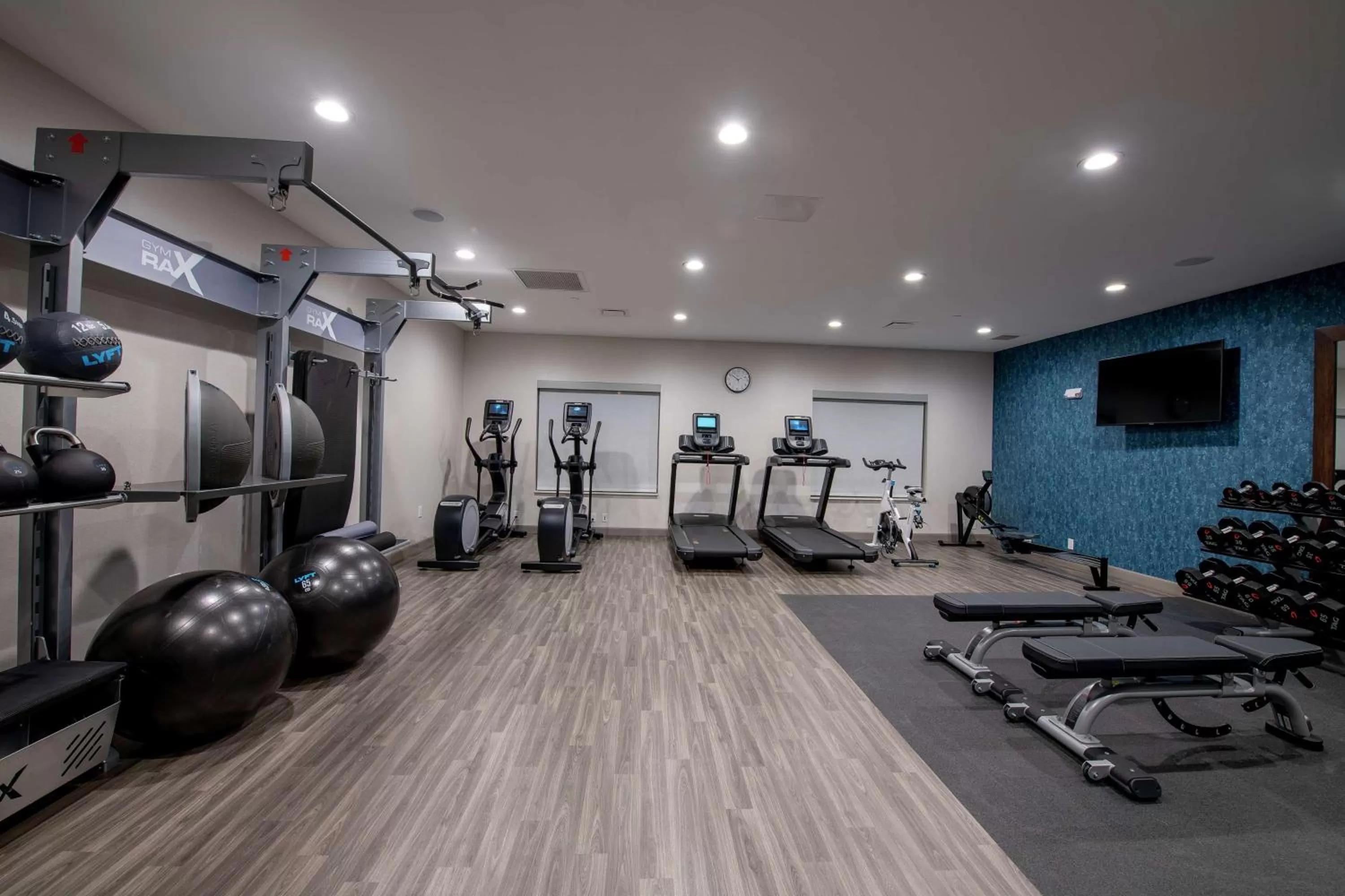 Fitness centre/facilities in Hampton Inn & Suites Duncanville Dallas, Tx