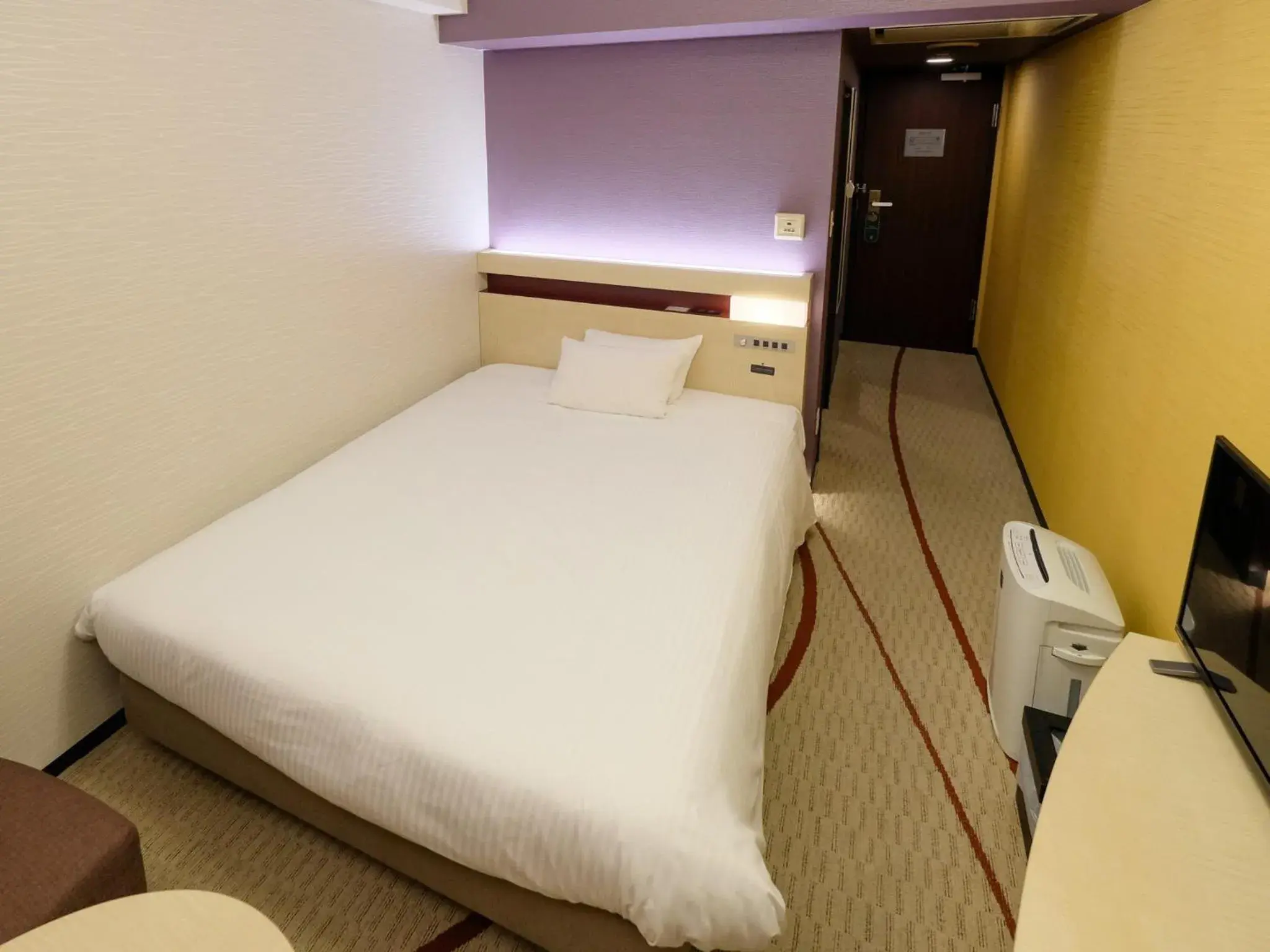 Standard Double Room with Small Double Bed - single occupancy - Smoking in Hotel Buena Vista Standard Double Room with Small Double Bed - single occupancy - Smoking in Hotel Buena Vista