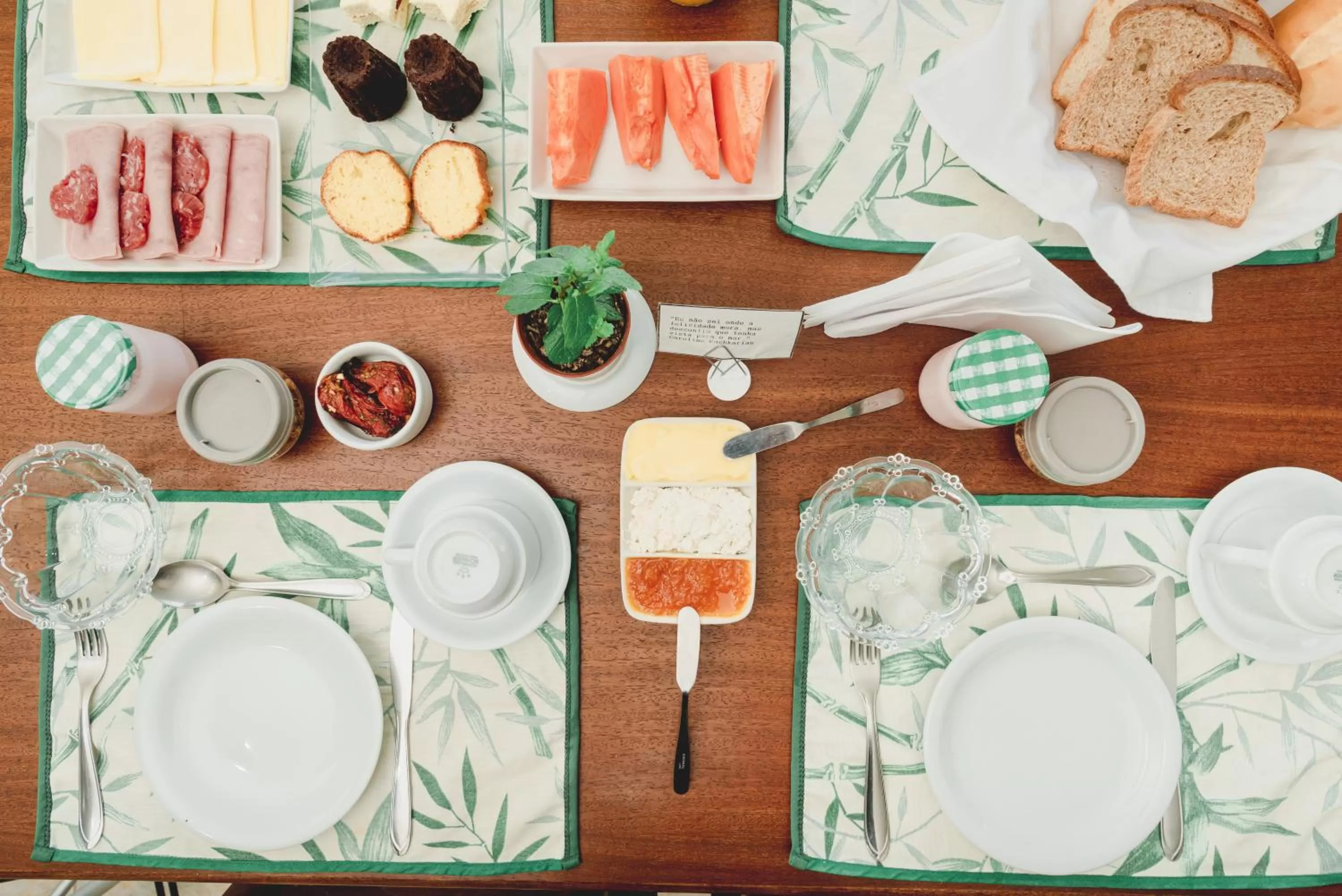 Breakfast in Flamboyant Hotel