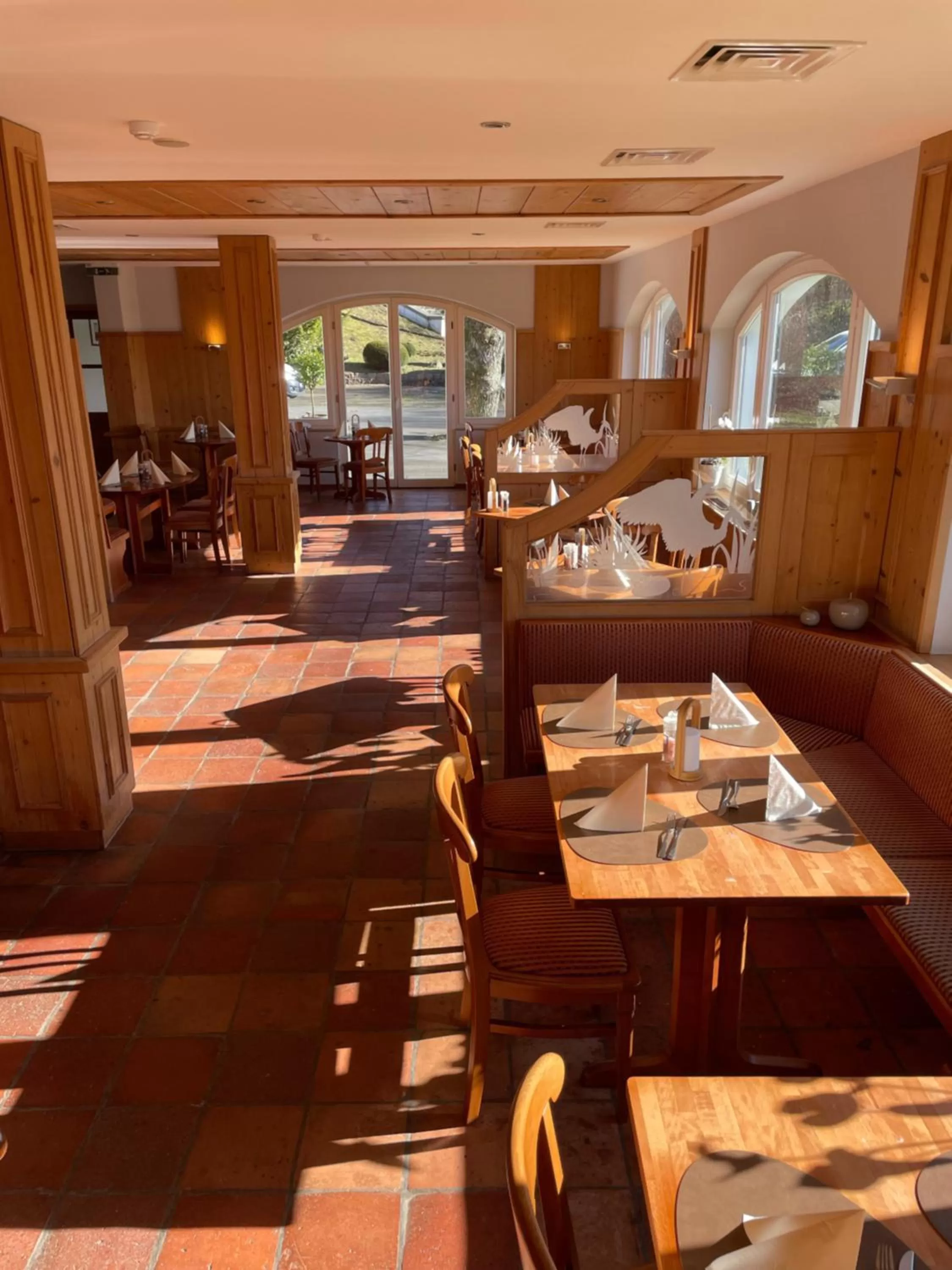 Restaurant/places to eat in Hotel am Rugard