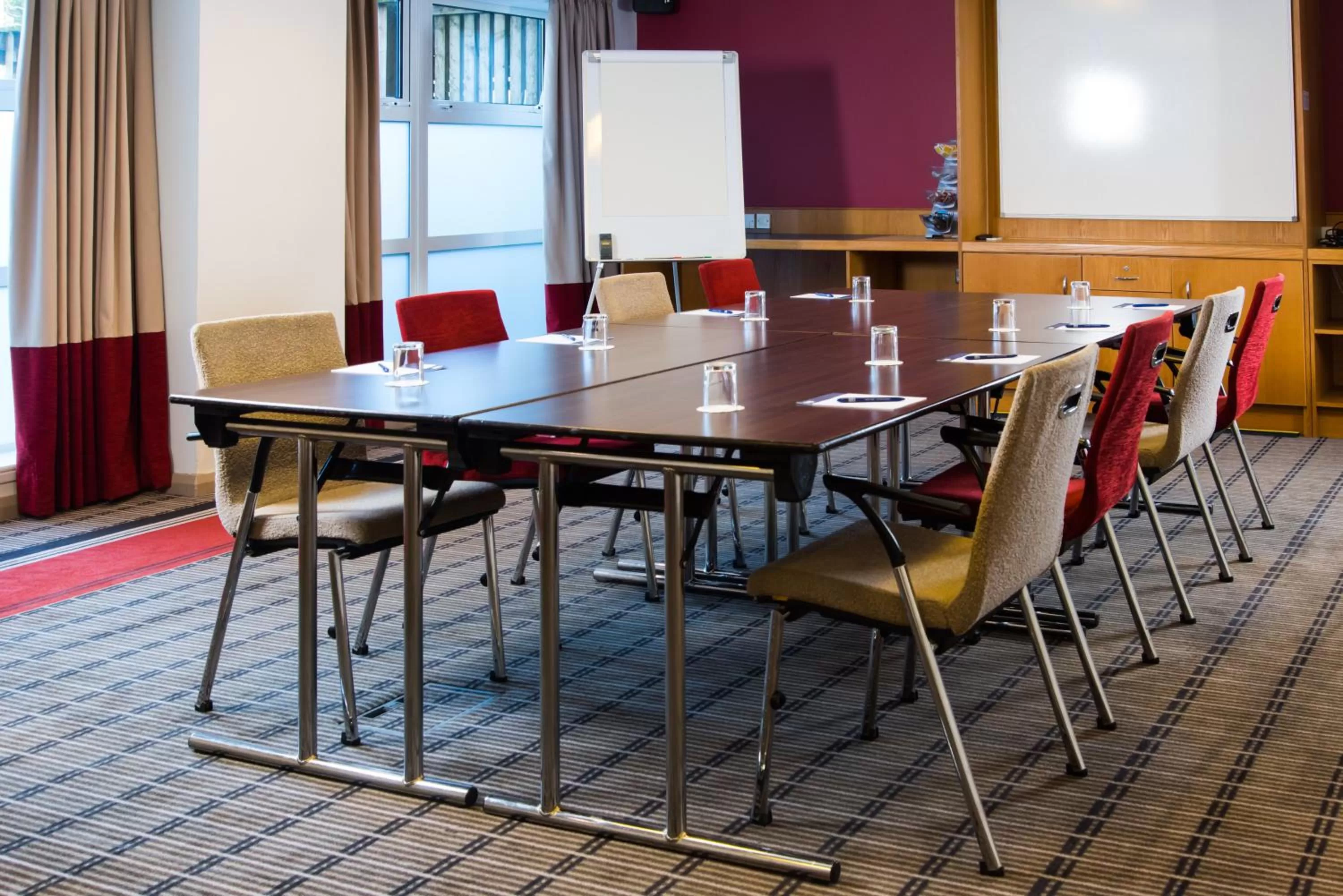 Meeting/conference room in Holiday Inn Express Swindon West by IHG