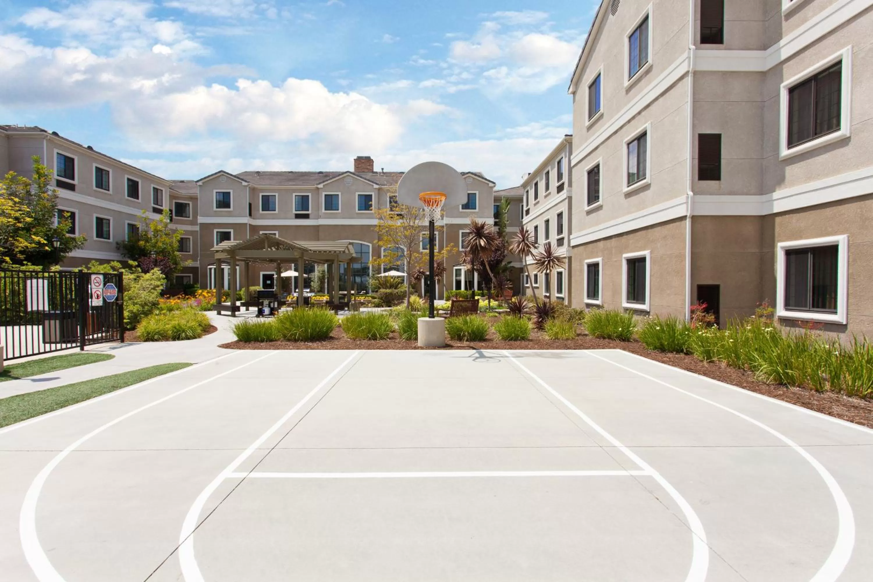 Fitness centre/facilities in Staybridge Suites Irvine East/Lake Forest by IHG