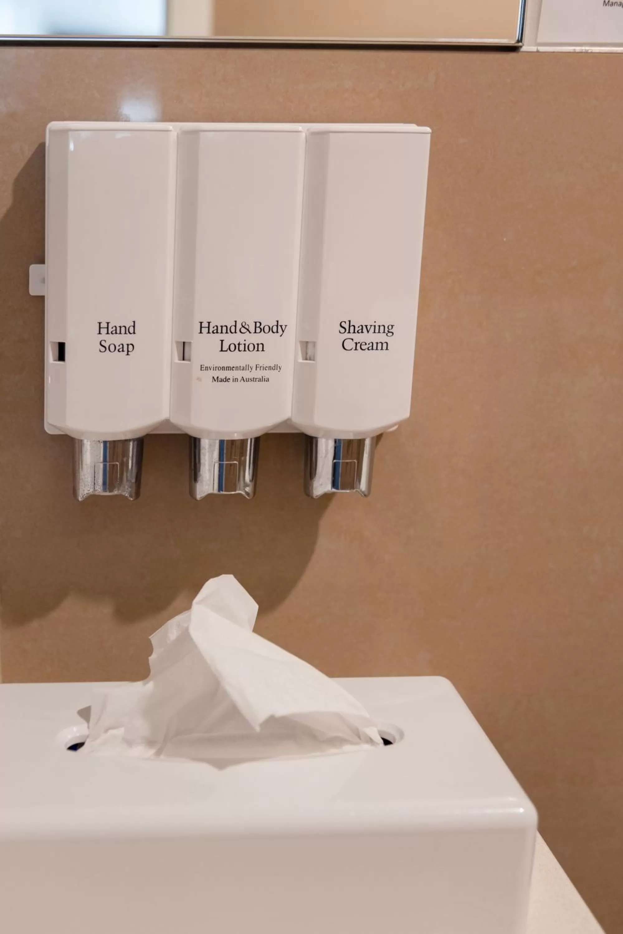 Bathroom in Bairnsdale International