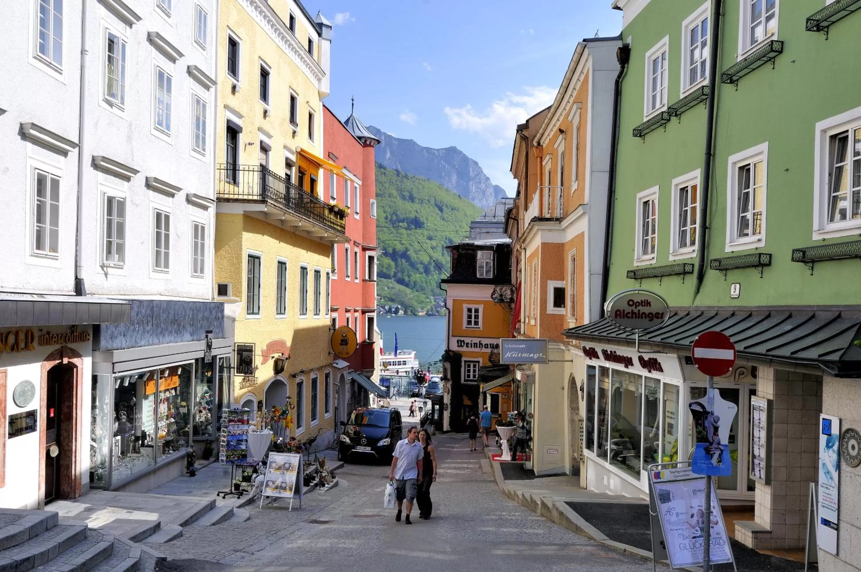 Nearby landmark in Boutiquehotel Zum Goldenen Hirschen