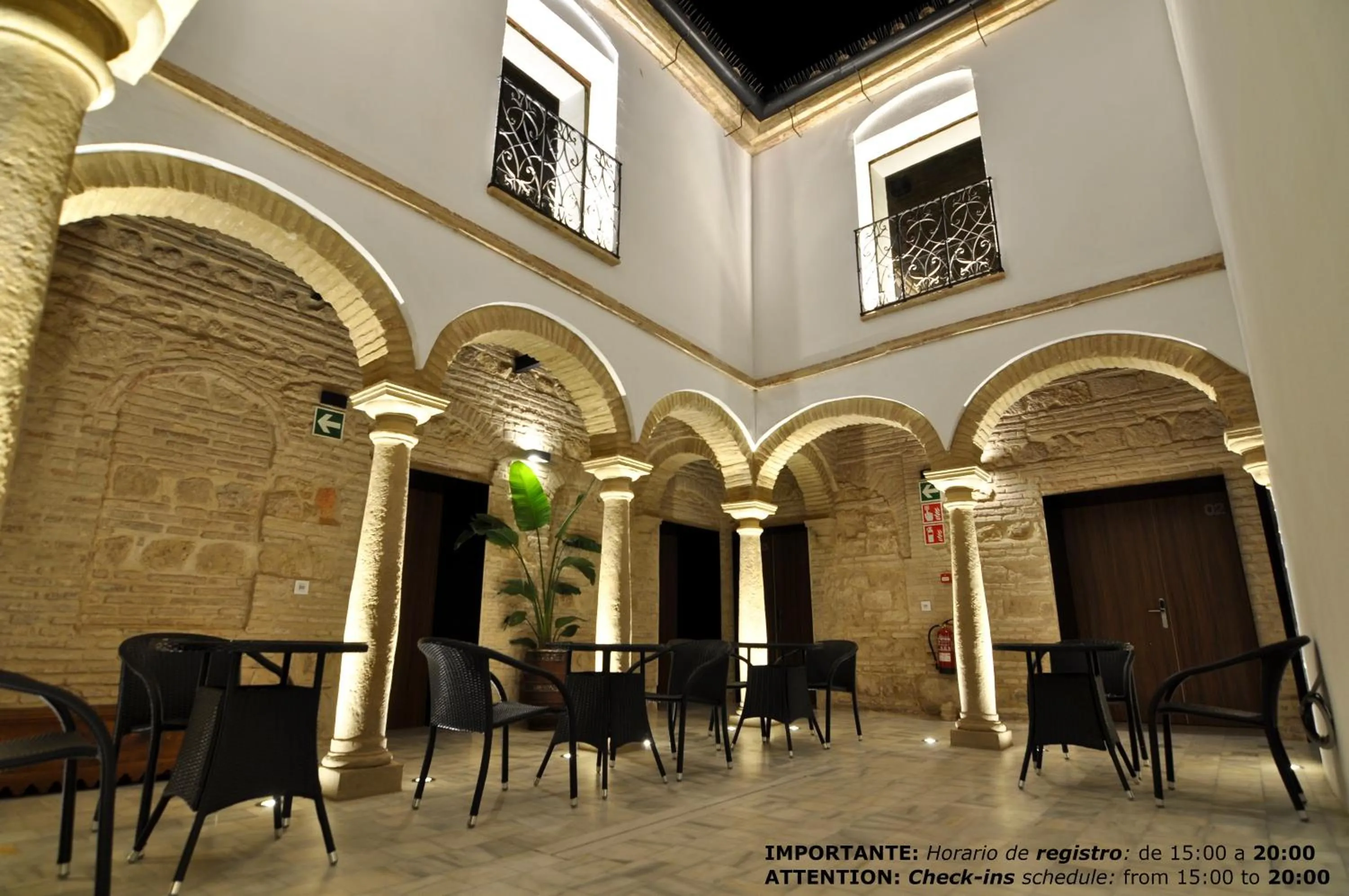 Property building in Patios del Orfebre