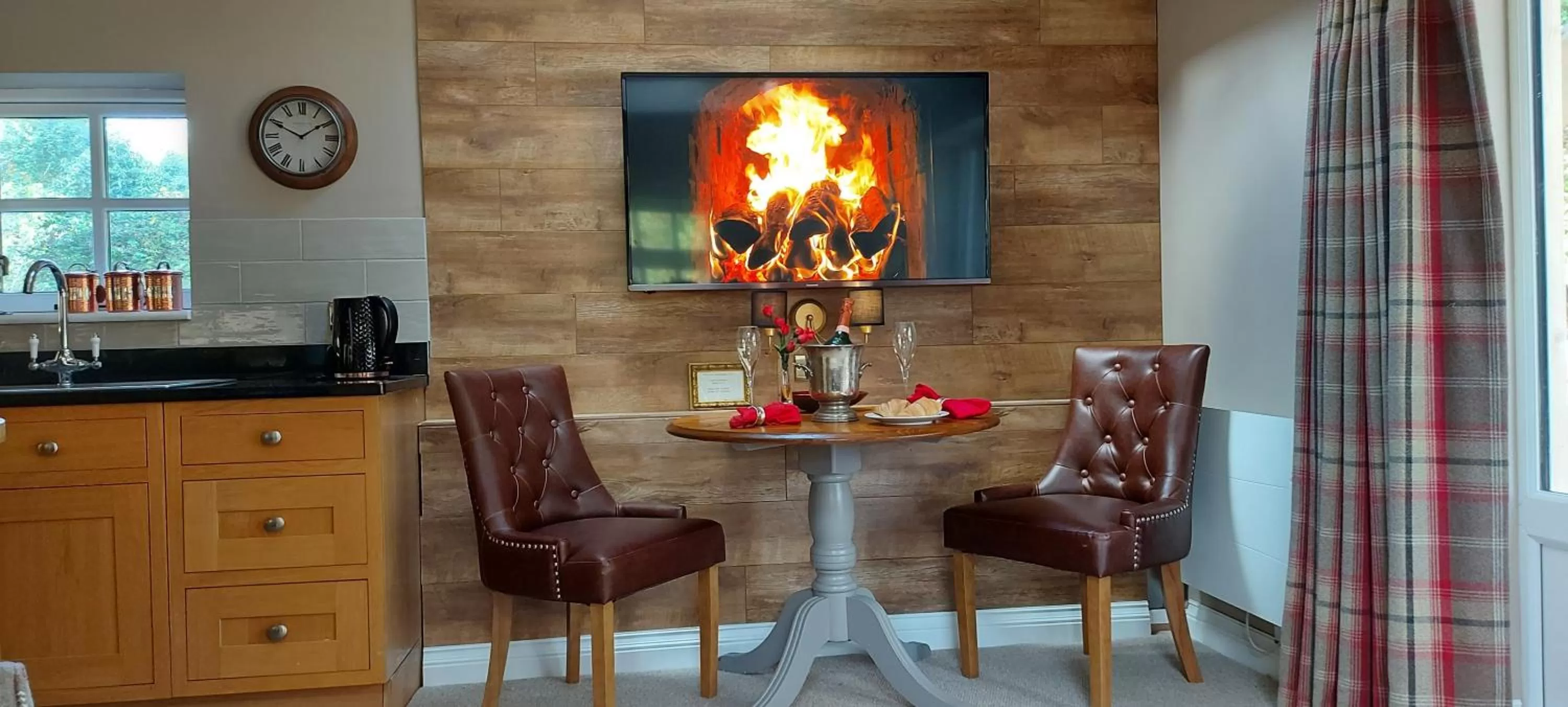 Dining Area in Glyn Isa Country House B&B and self catering Lodge