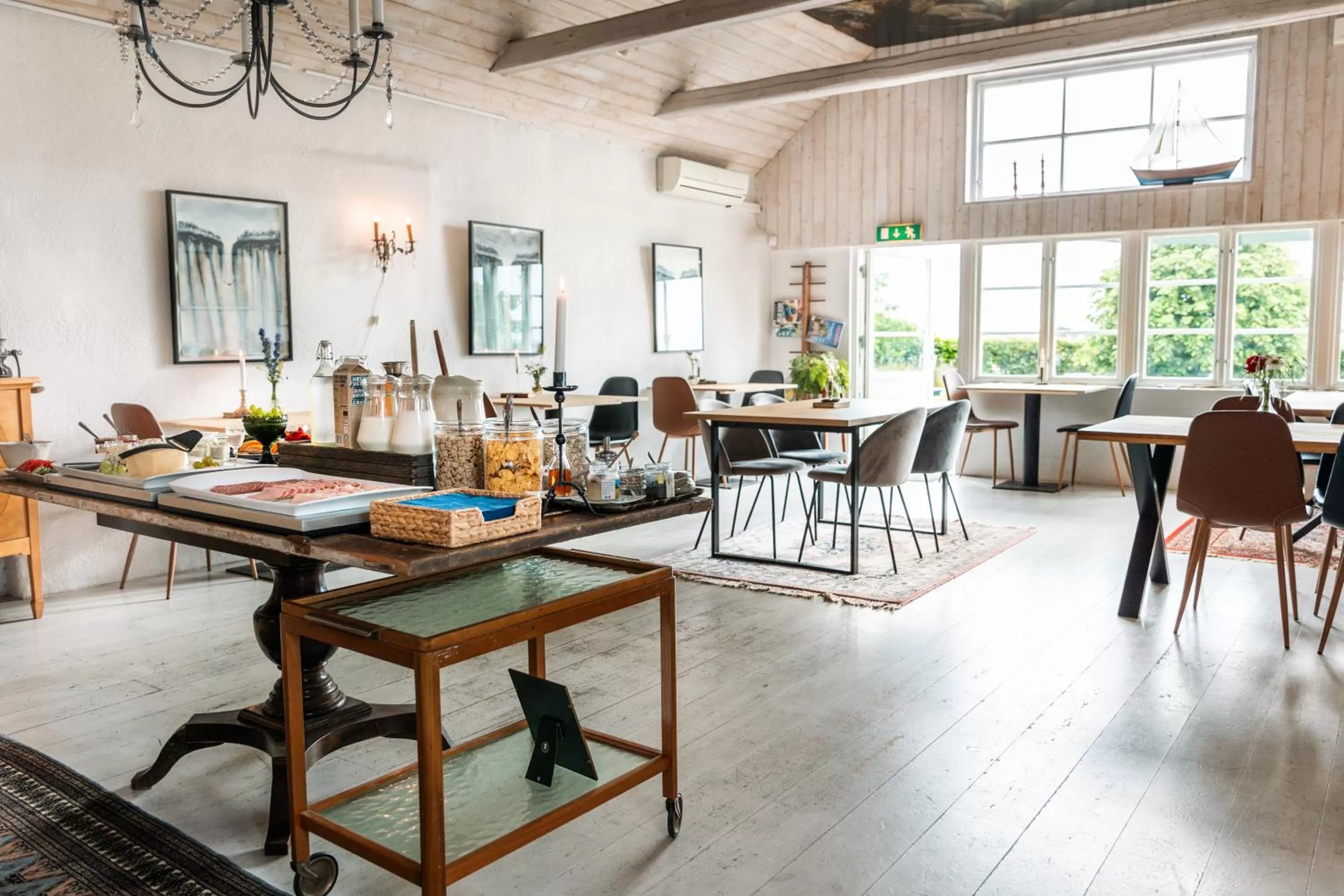 Breakfast in Sköllengården