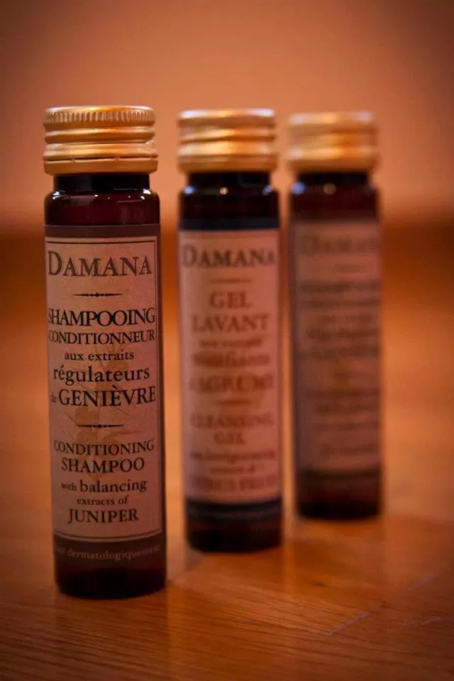 Bathroom in Hotel Kynaitha