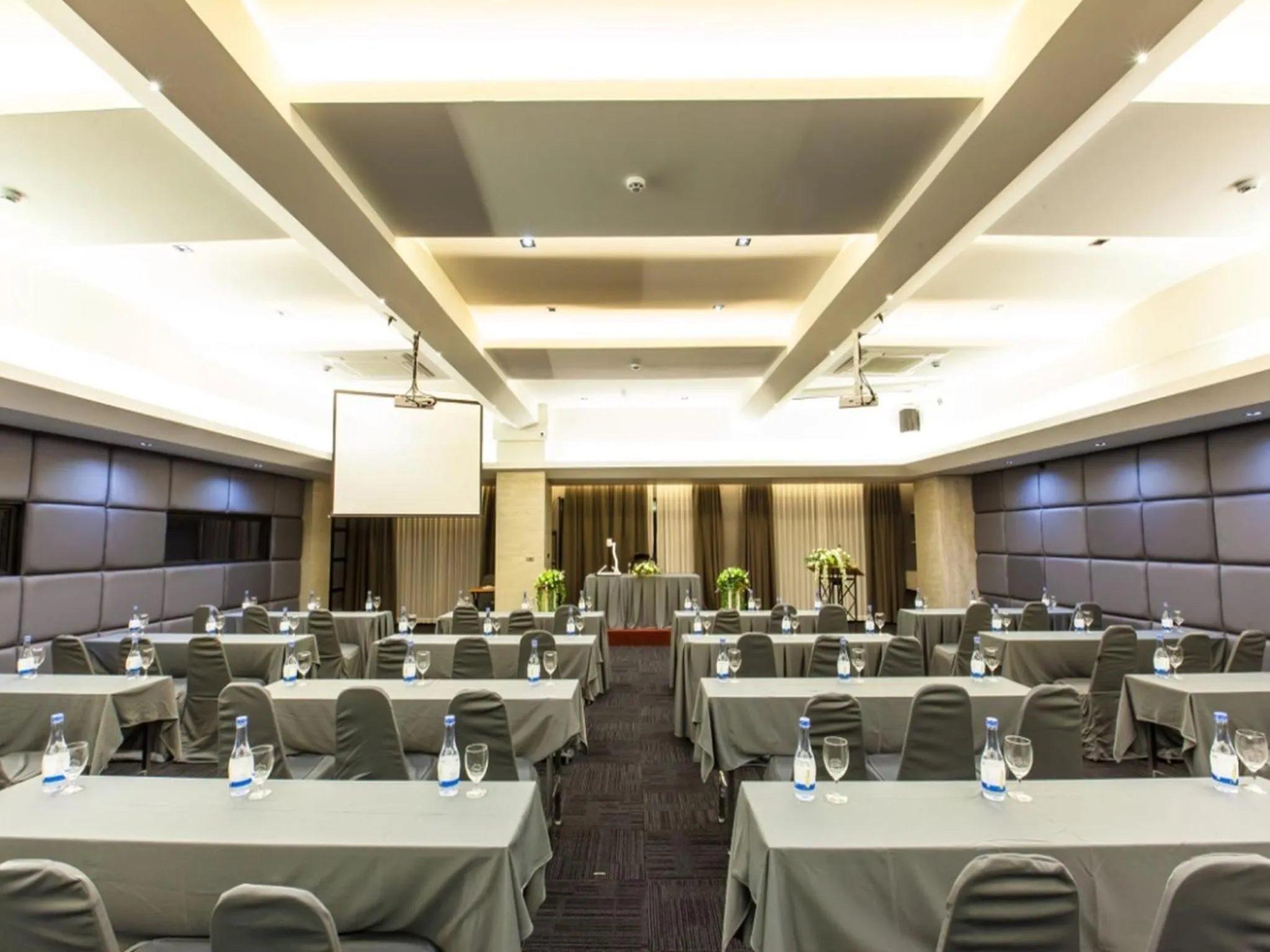 Banquet/Function facilities in Loft Mania Boutique Hotel