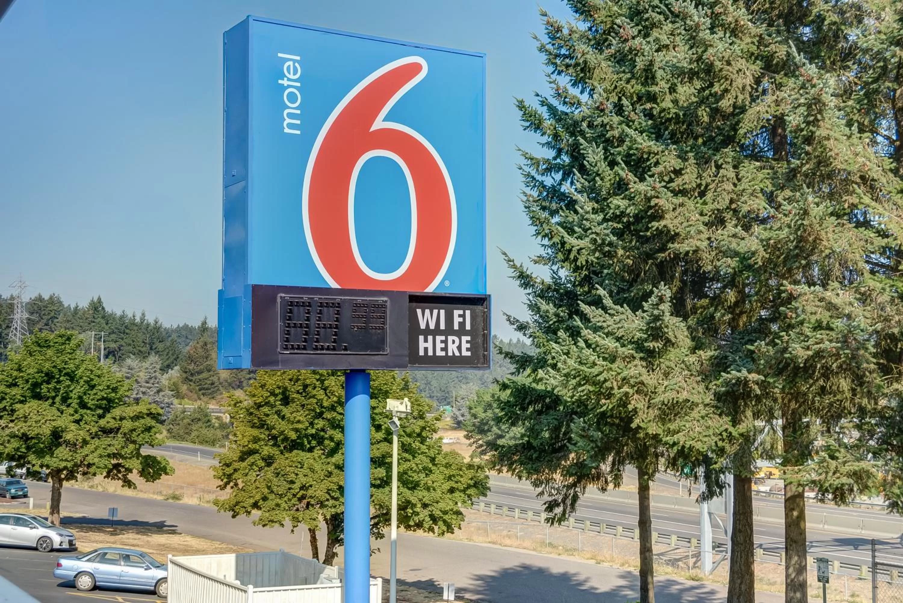 Facade/entrance in Motel 6-Eugene, OR - South Springfield