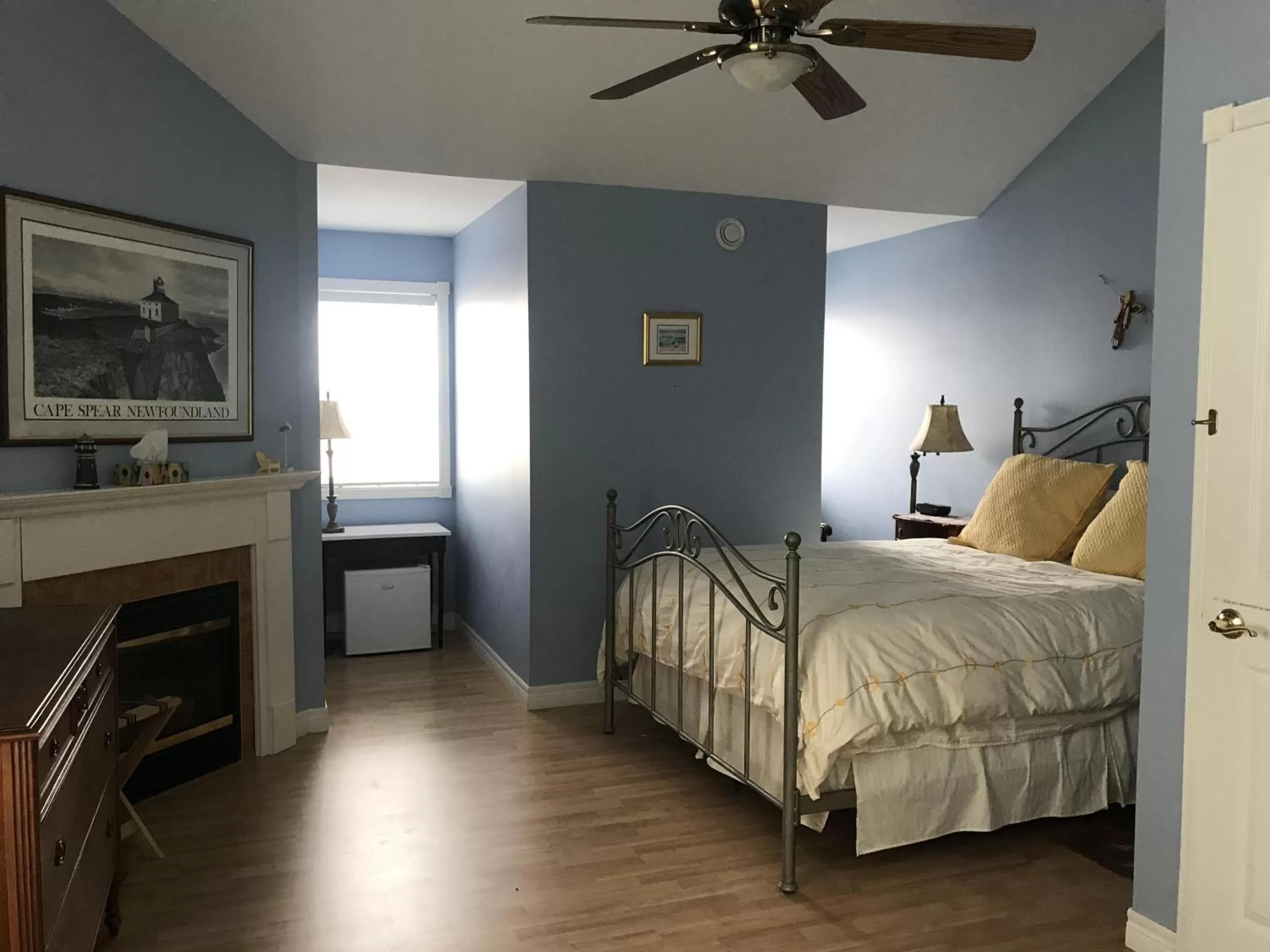 Bedroom, Bed in Cresthaven By the Sea