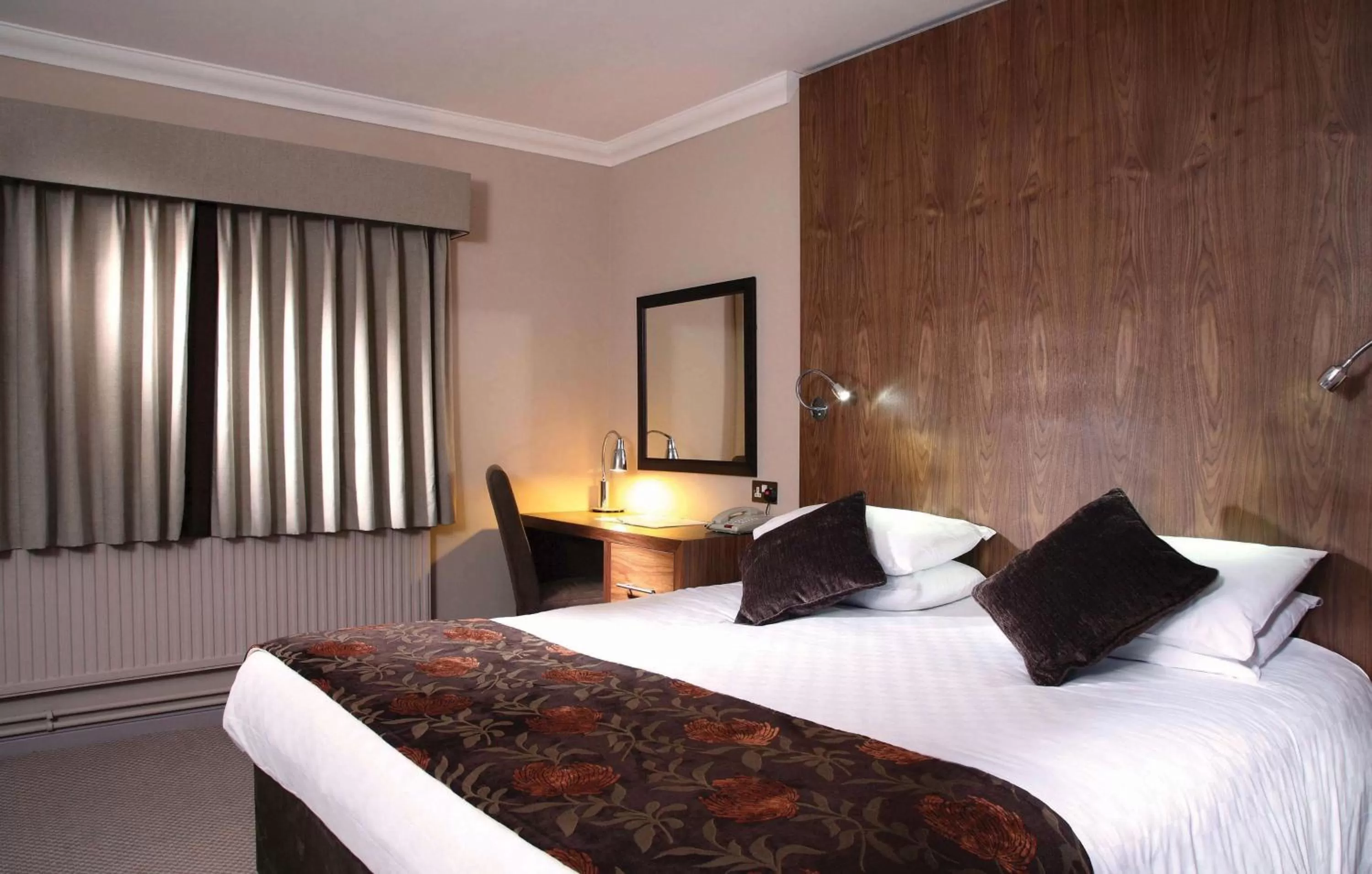 Superior Double Room in Best Western Rockingham Forest Hotel