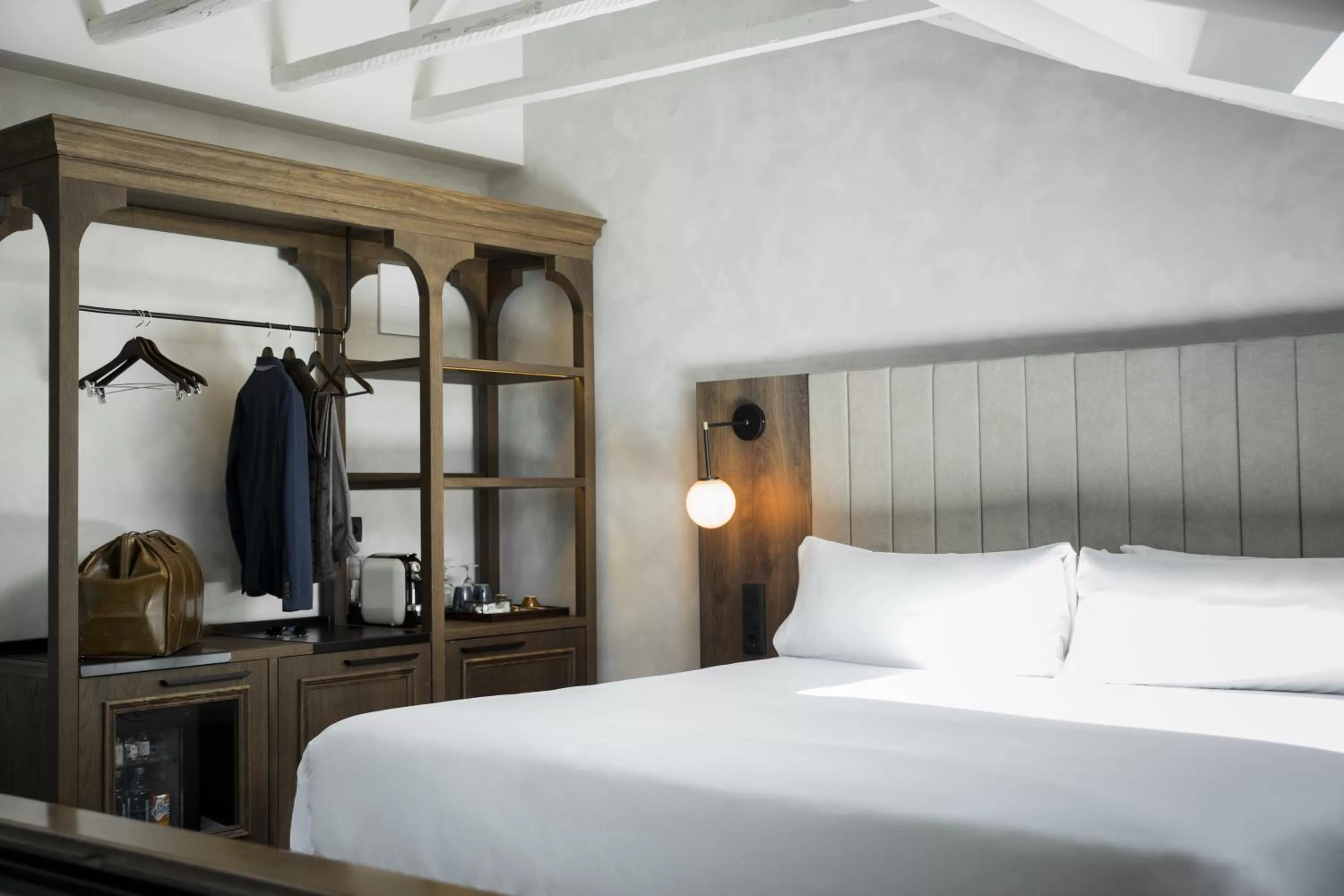 Bedroom, Bed in ICON Wipton