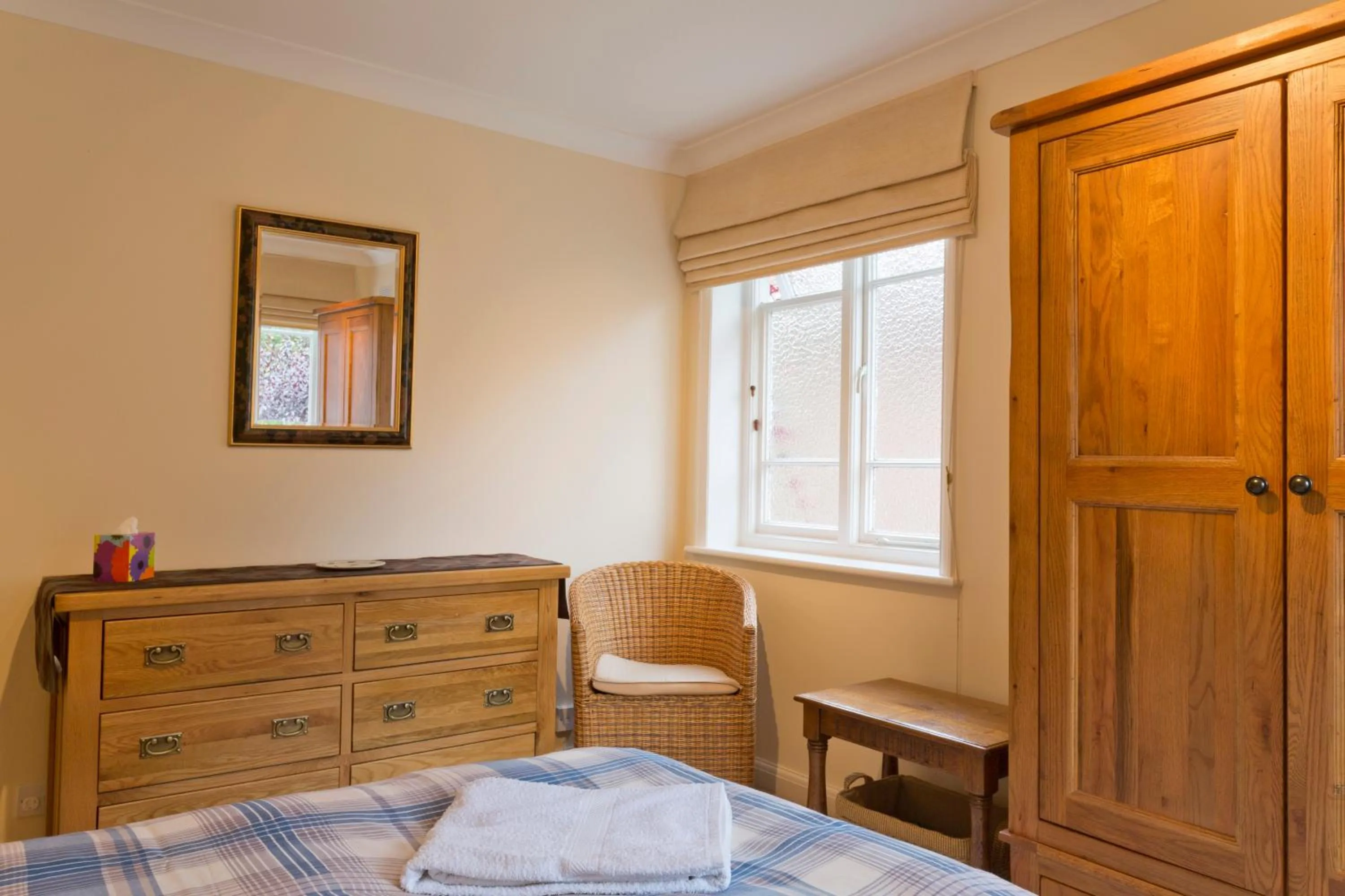 Bedroom in Poplar House Serviced Apartments