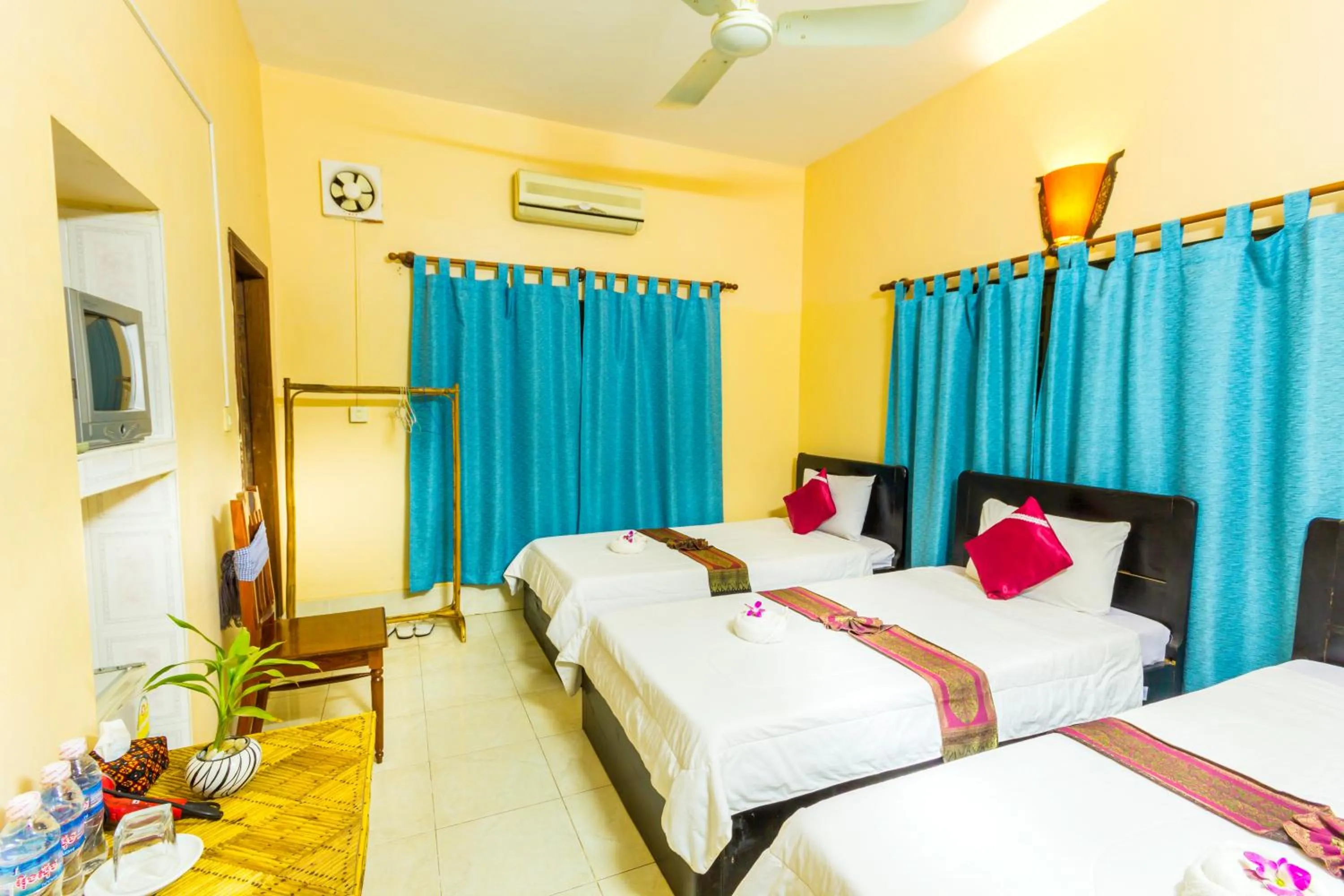 Photo of the whole room, Bed in Bou Savy Guesthouse