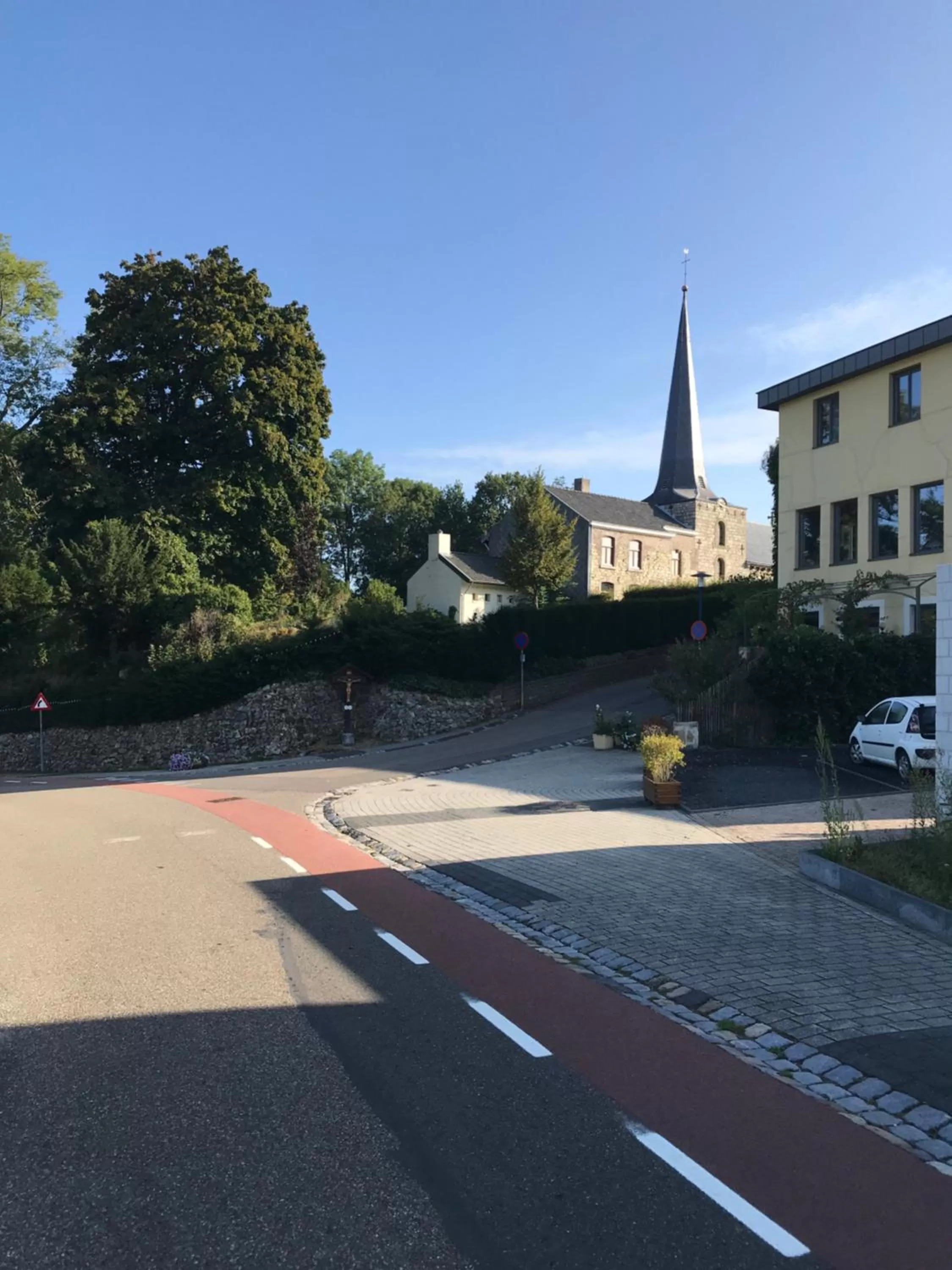 Street view, Property Building in B&B Holset70