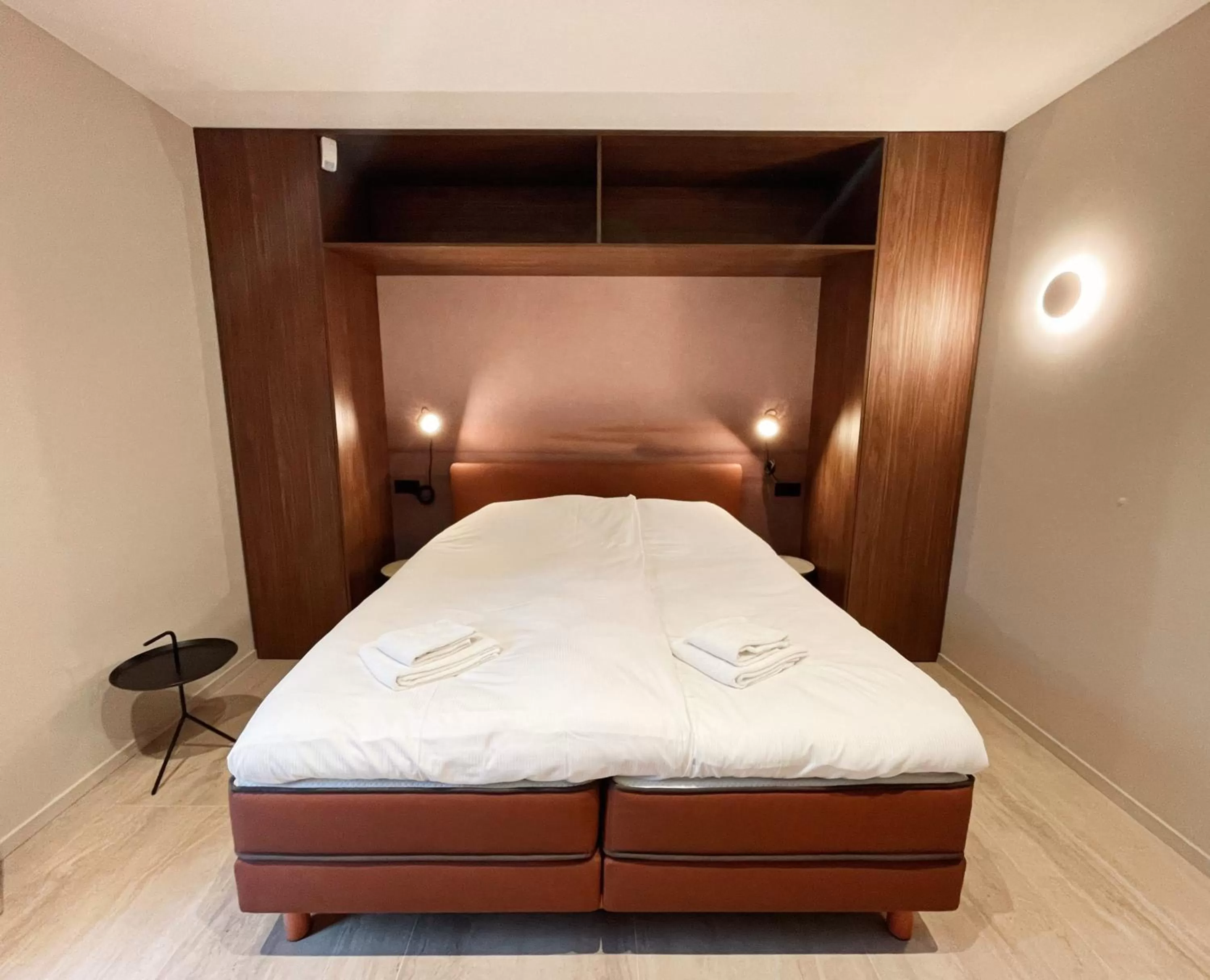 Bed in Hello Zeeland - Studio's Duinenburg 10