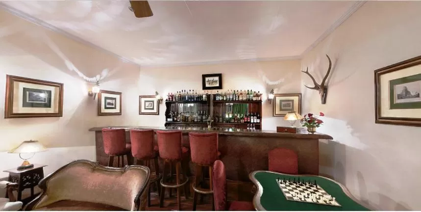 Lounge or bar in The Elgin Silver Oaks - Heritage Resort & Spa