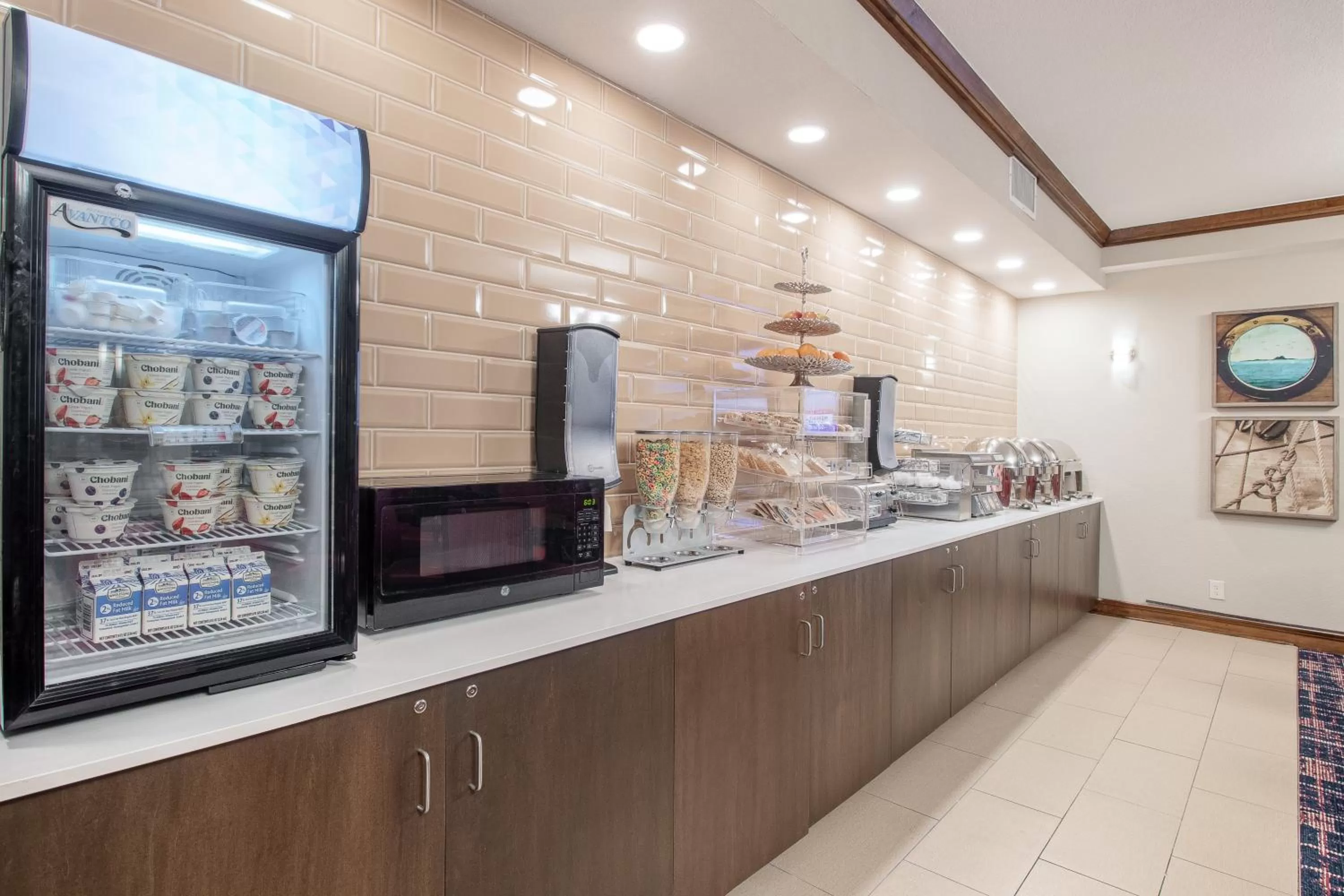 Dining area in Econo Lodge Inn & Suites Foley-North Gulf Shores