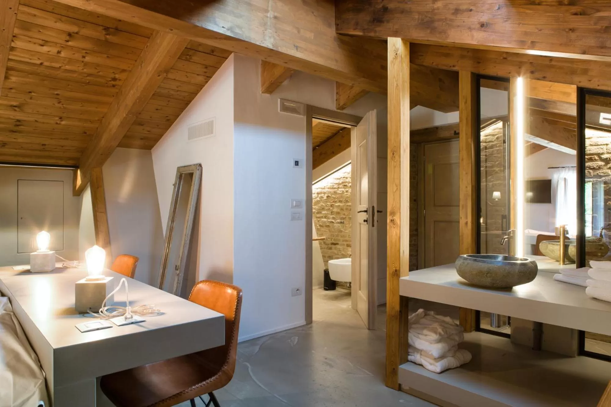 Photo of the whole room in Terra di Gradara