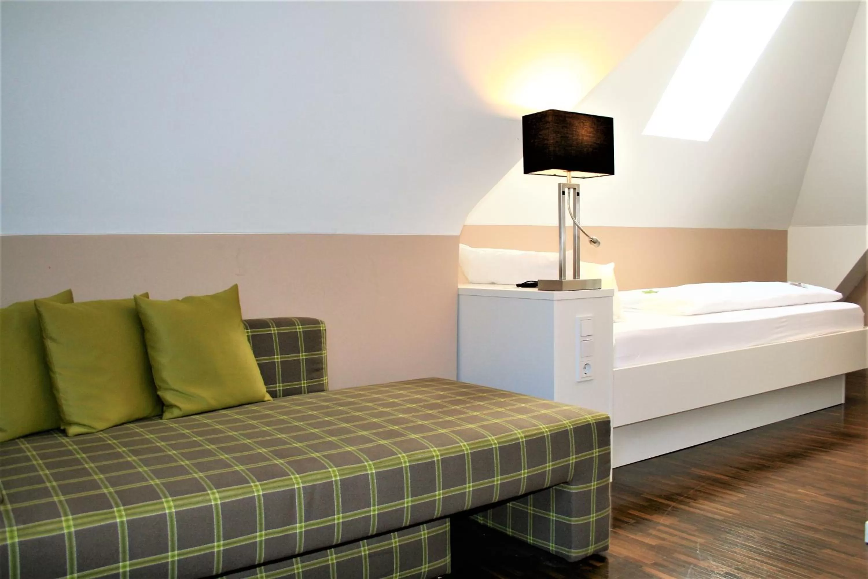 Bedroom, Bed in zeitwohnhaus SUITE-HOTEL & SERVICED APARTMENTS