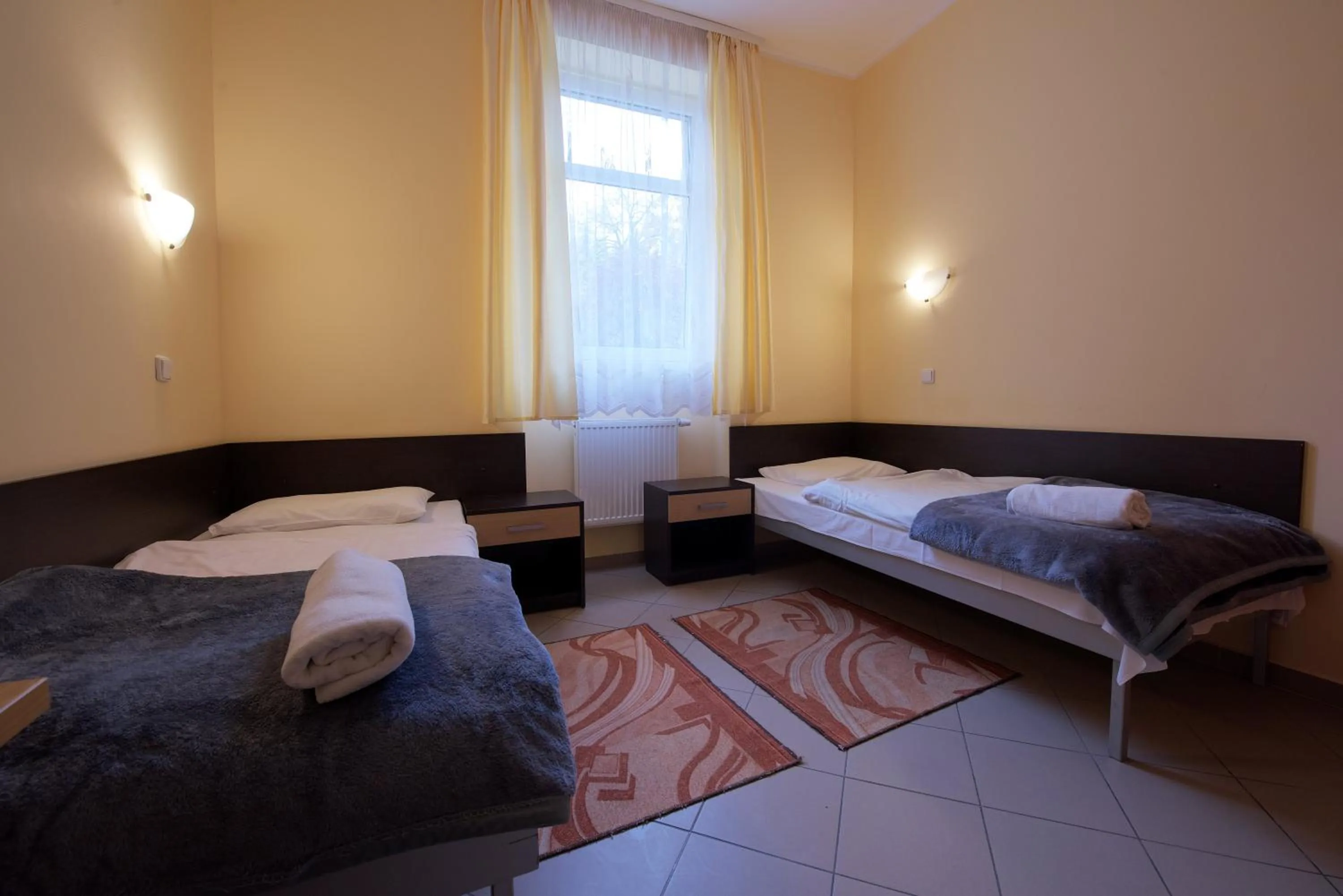 Photo of the whole room, Bed in Hotel Miramar